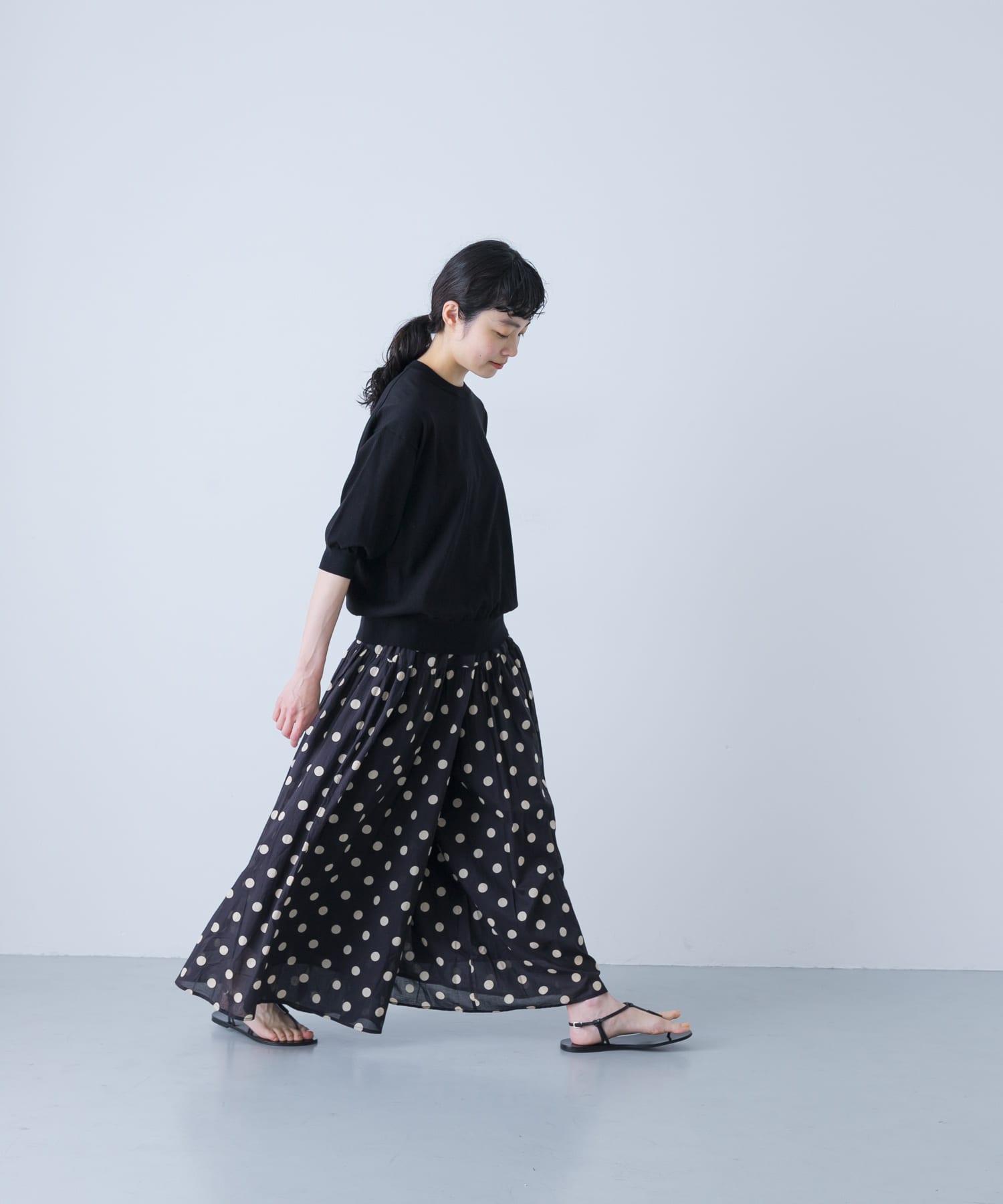 BLK XL DOT