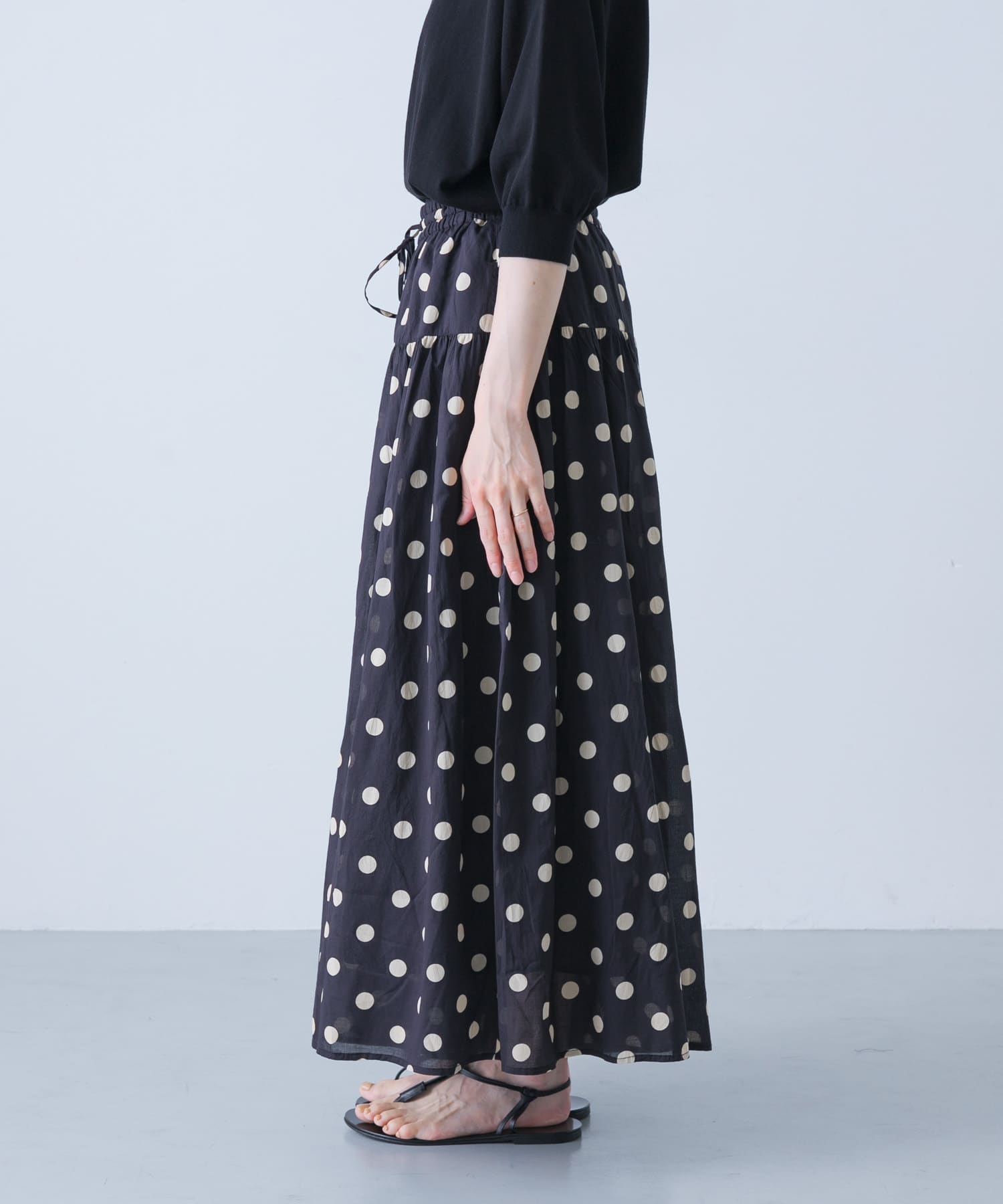 BLK XL DOT