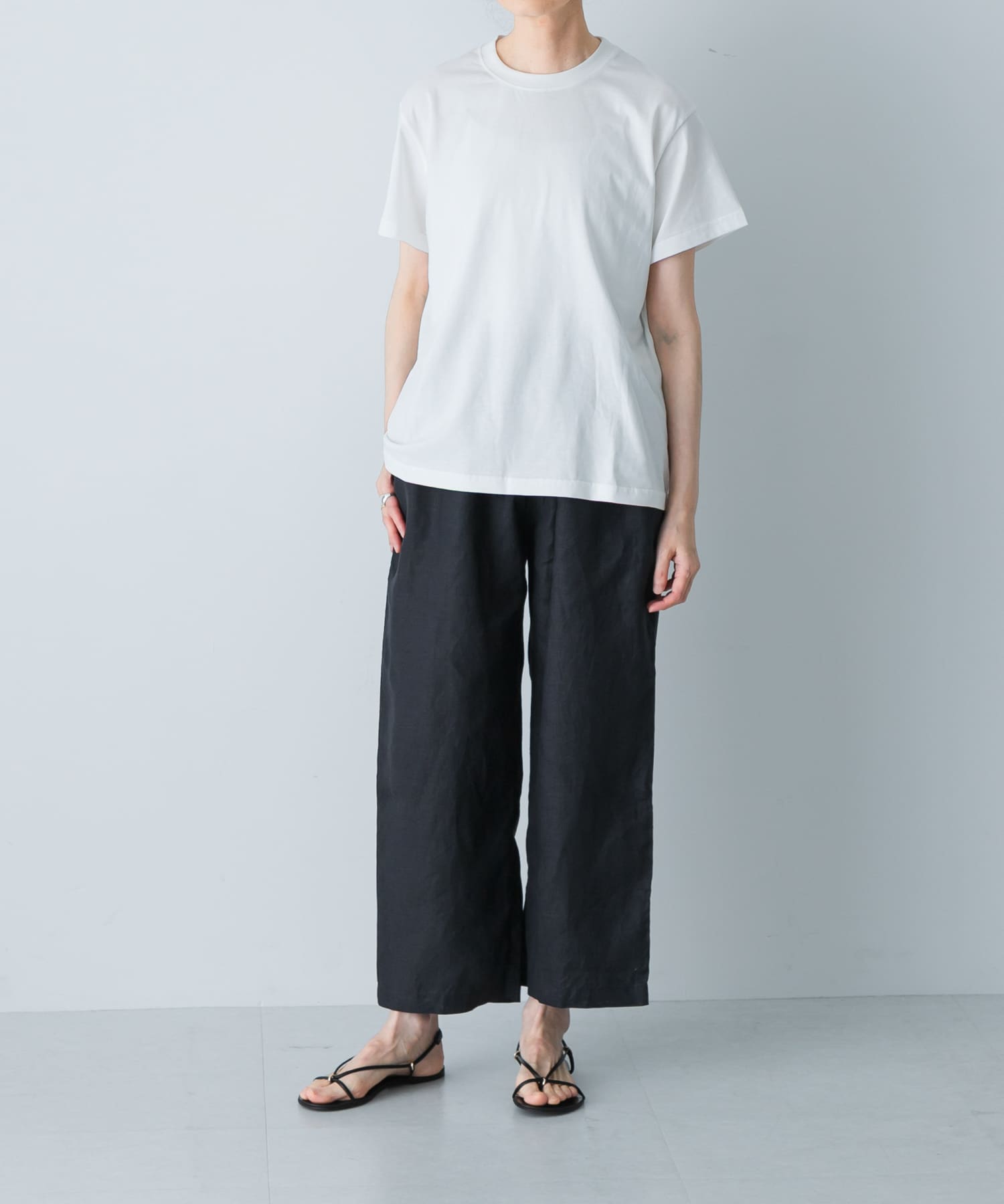 OFF WHITE