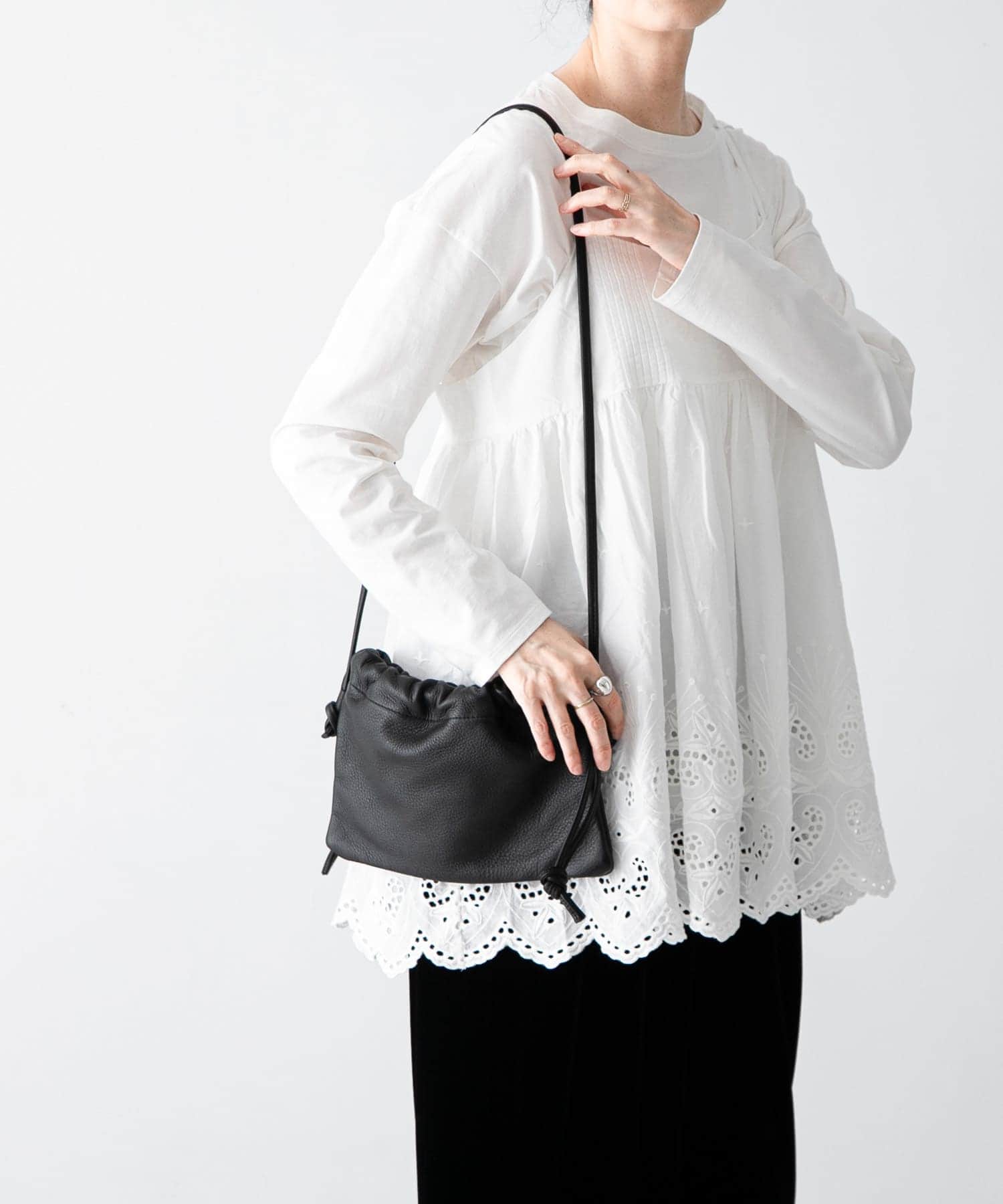 MORMYRUS　ショルダー巾着バッグ