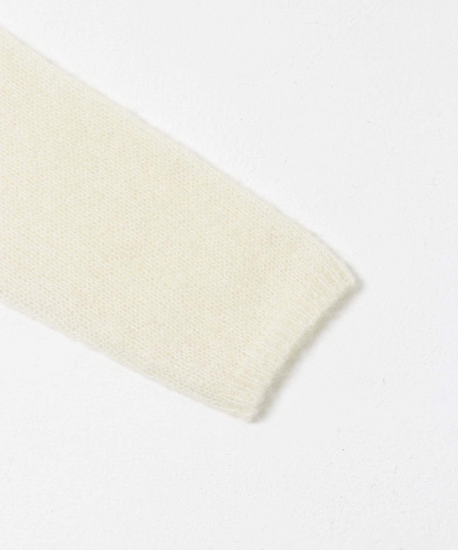 YLEVE　ALPACA KNIT HENLY NECK OFF WHITE 1