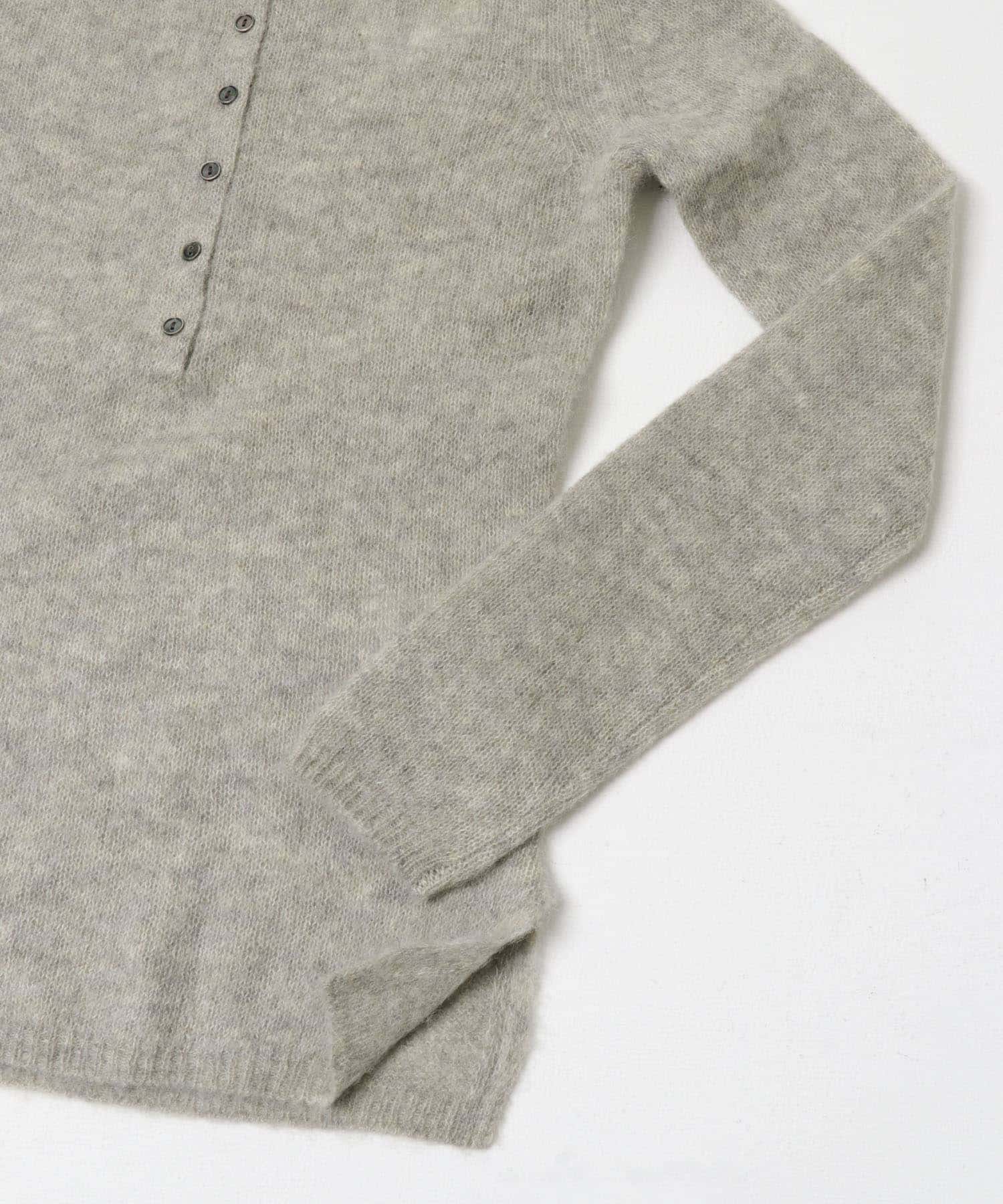 YLEVE　ALPACA KNIT HENLY NECK FOG 1