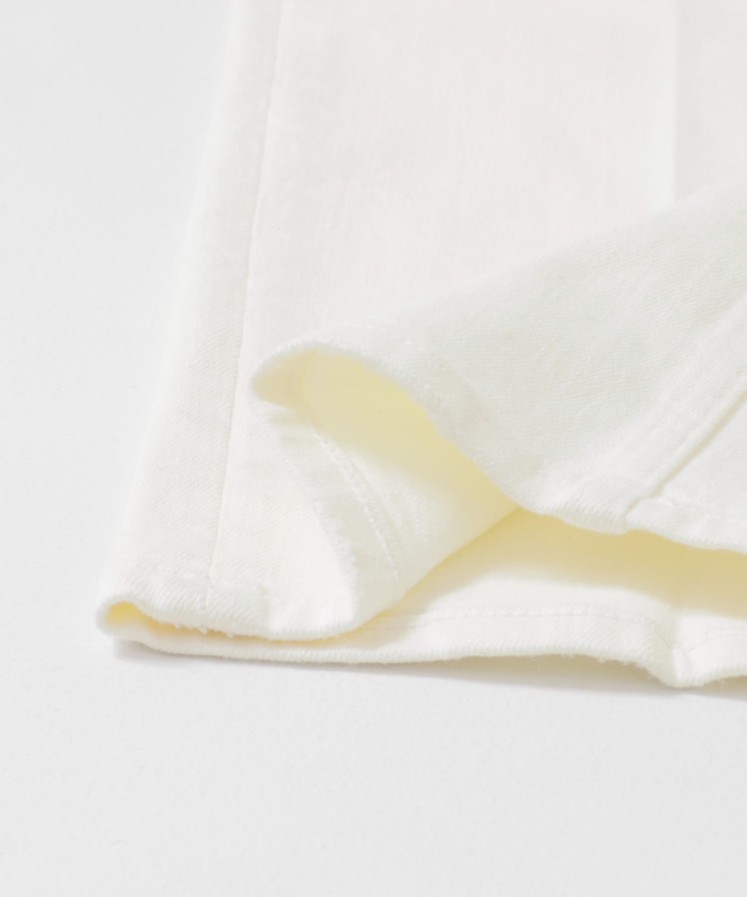 Healthy DENIM　Clover White 23