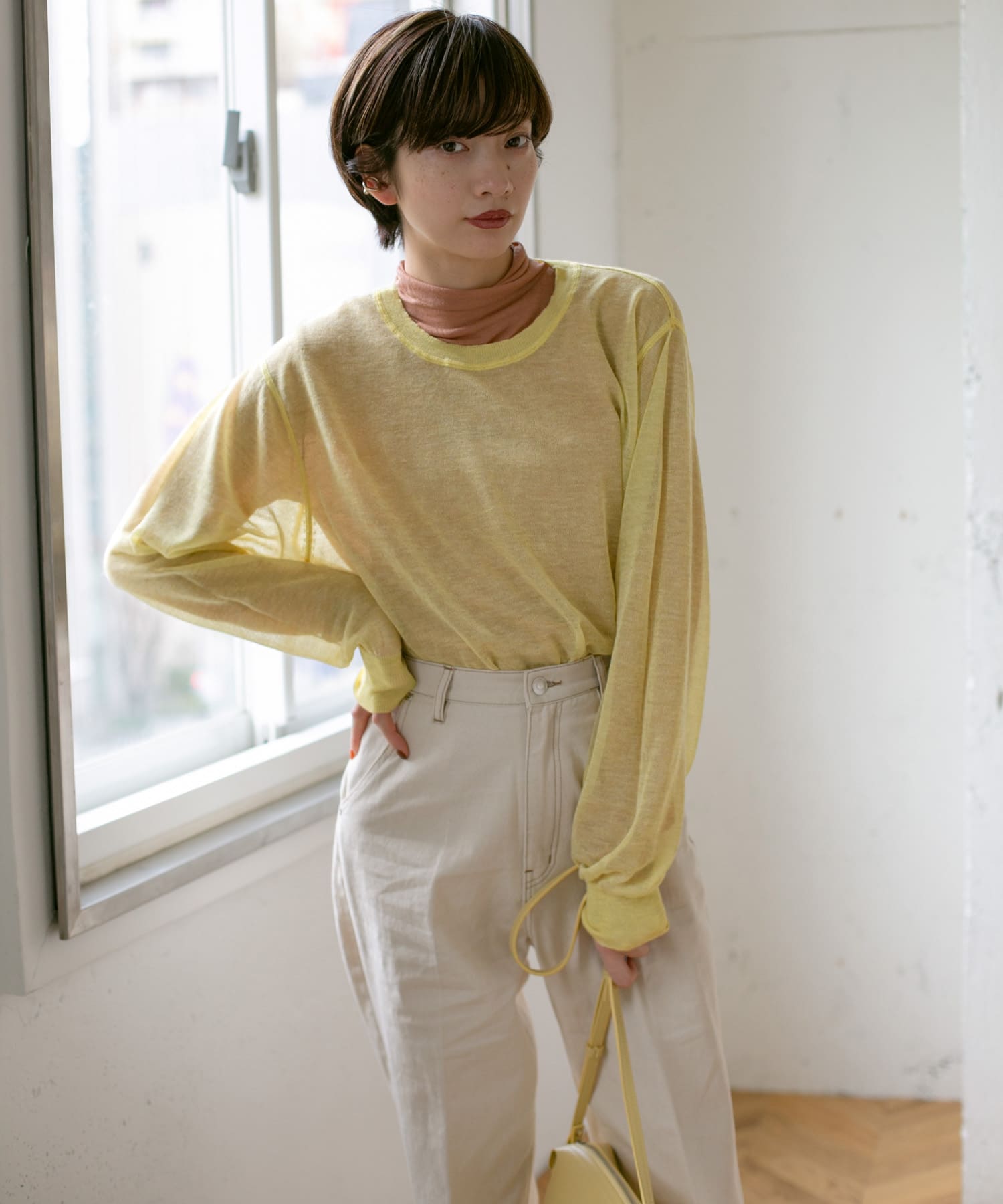 クルーネックシアーニット∴ YELLOW one