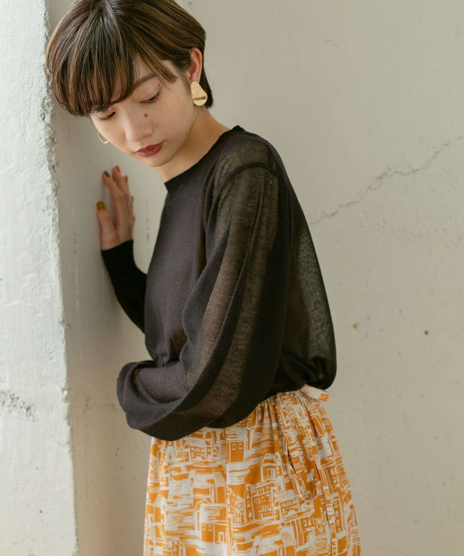 クルーネックシアーニット∴ BLACK one