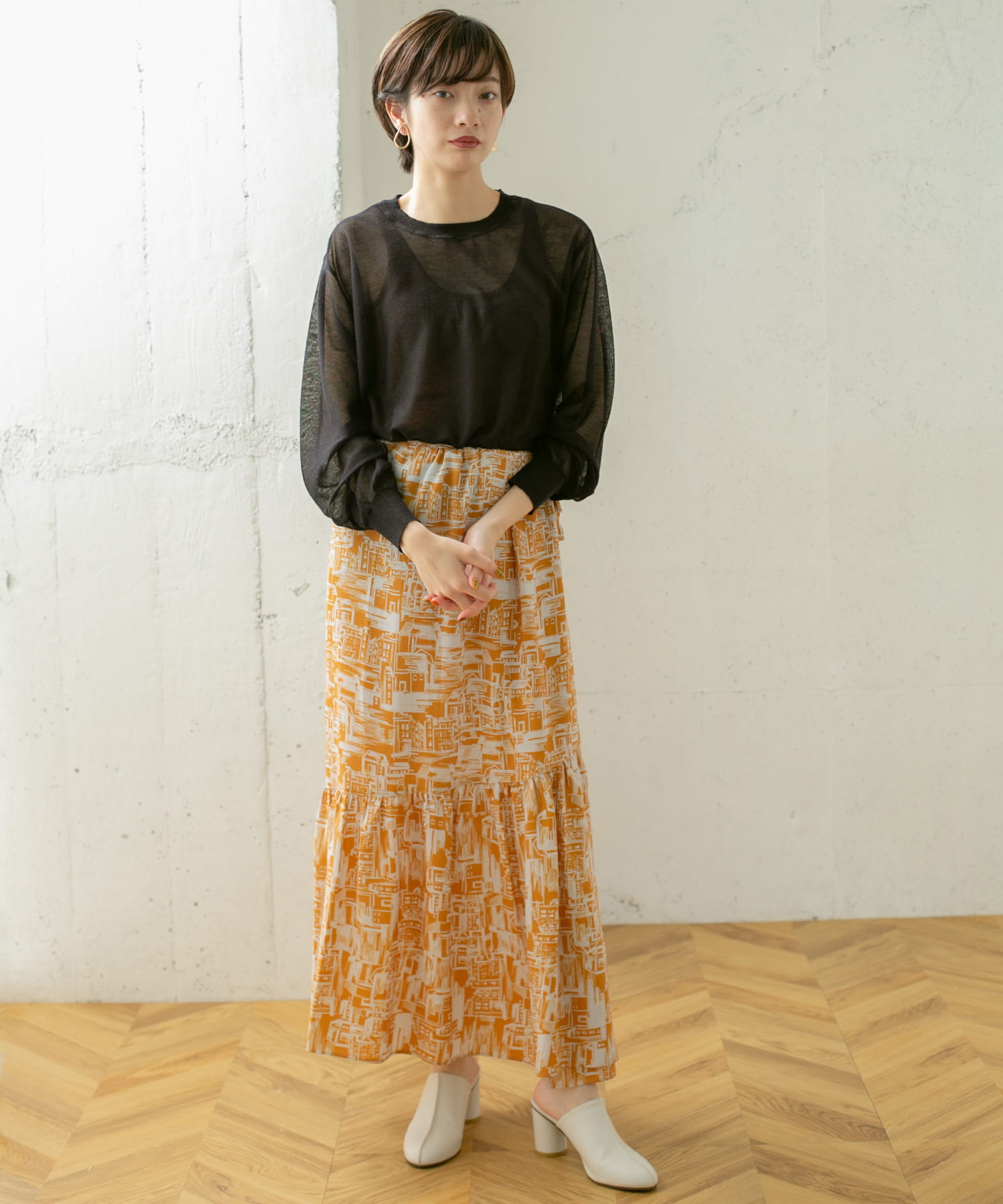 クルーネックシアーニット∴ BLACK one