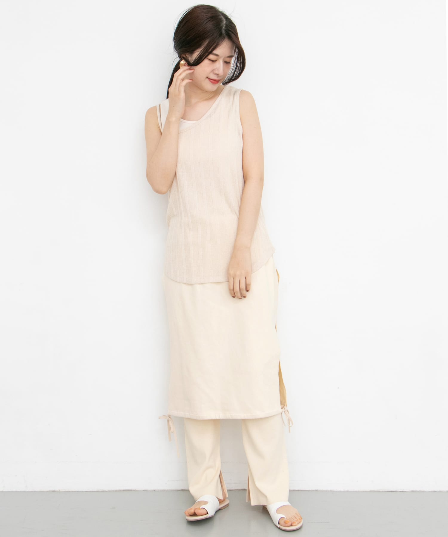 2WAYスカートドッキングカットパンツ∴ IVORY one