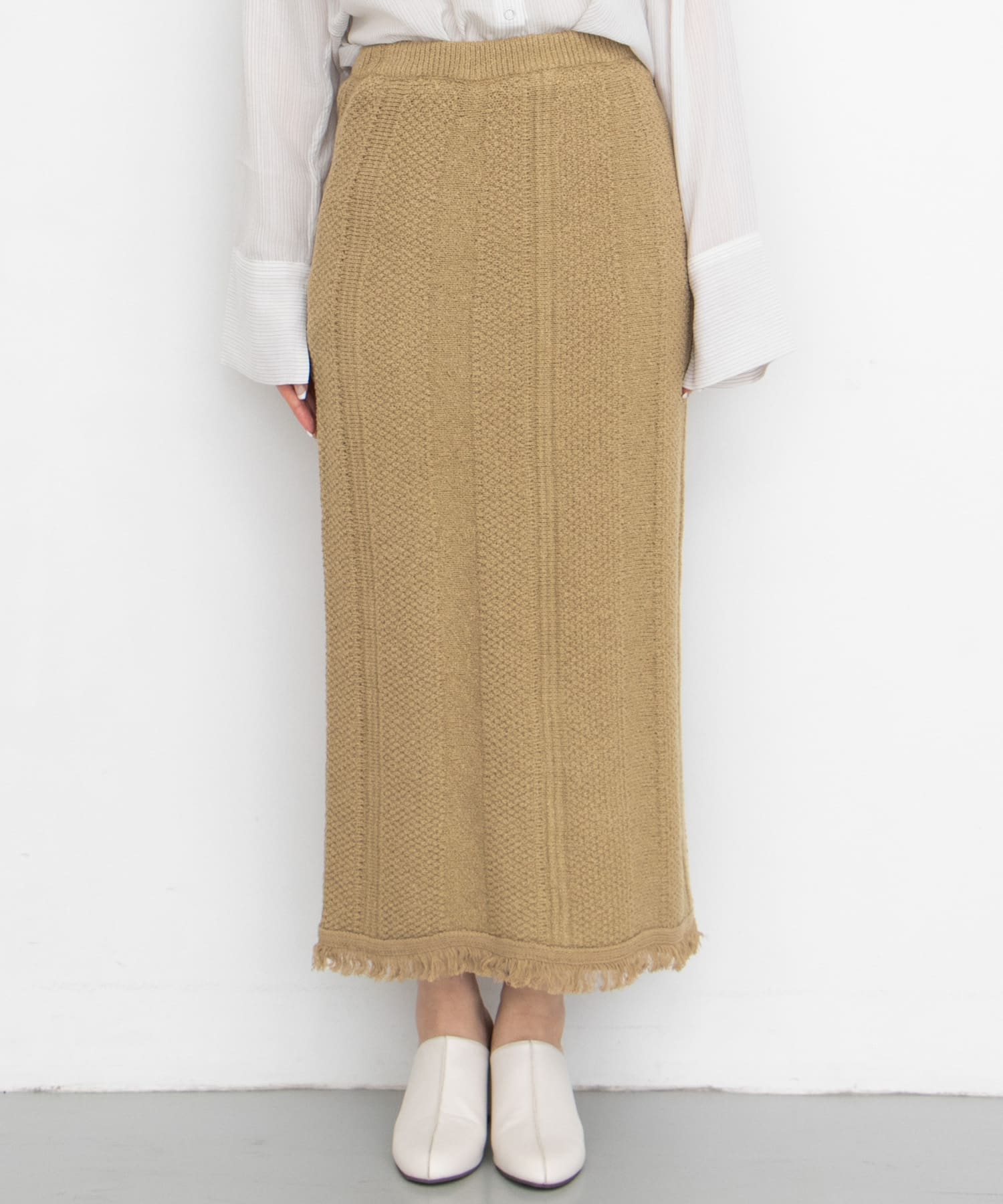 タイトフリンジニットスカート BEIGE one
