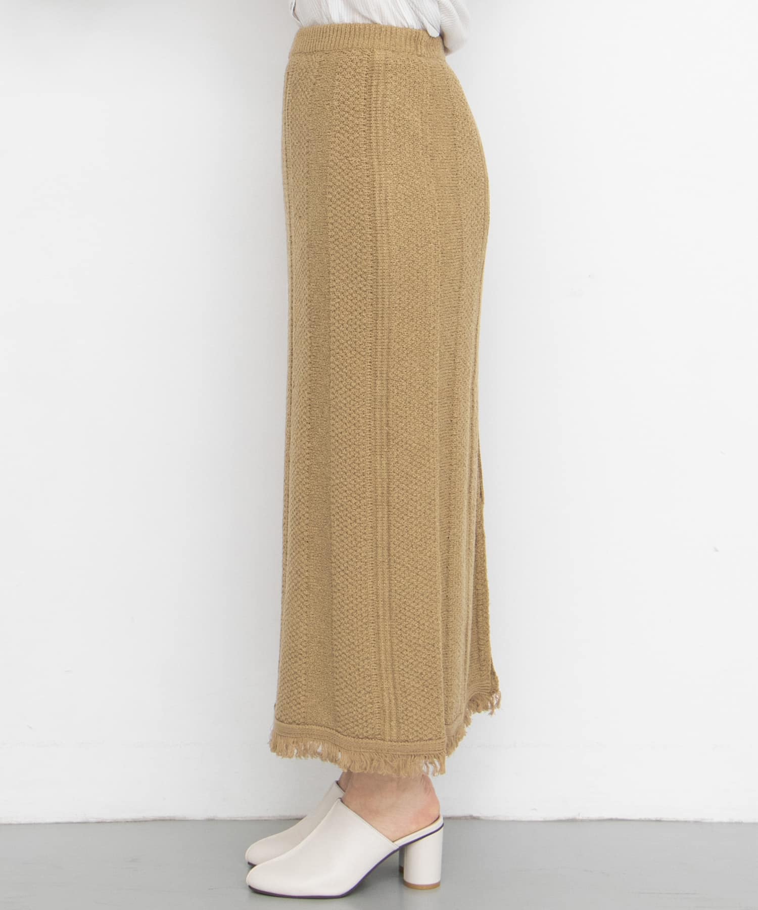 タイトフリンジニットスカート BEIGE one