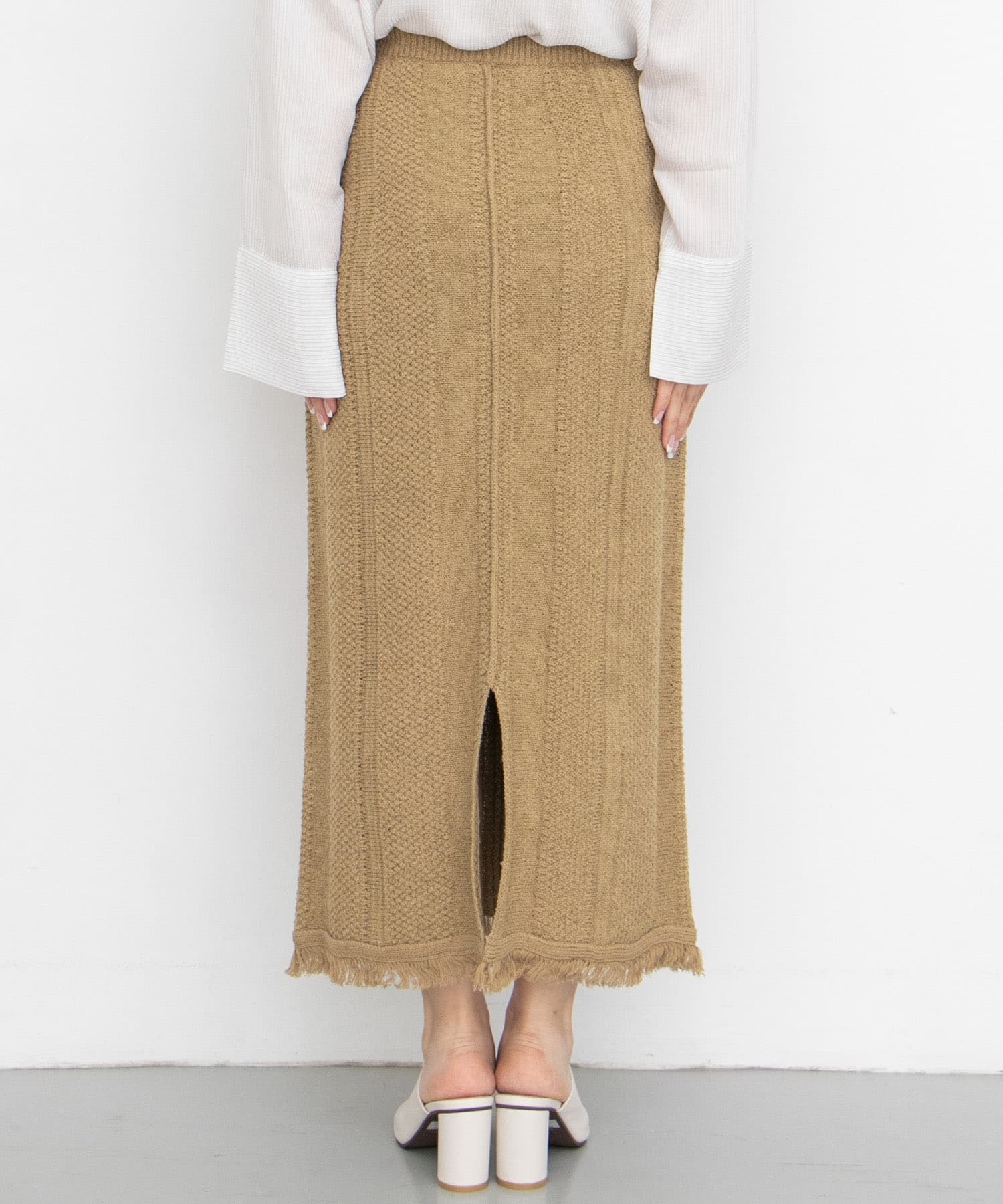 タイトフリンジニットスカート BEIGE one