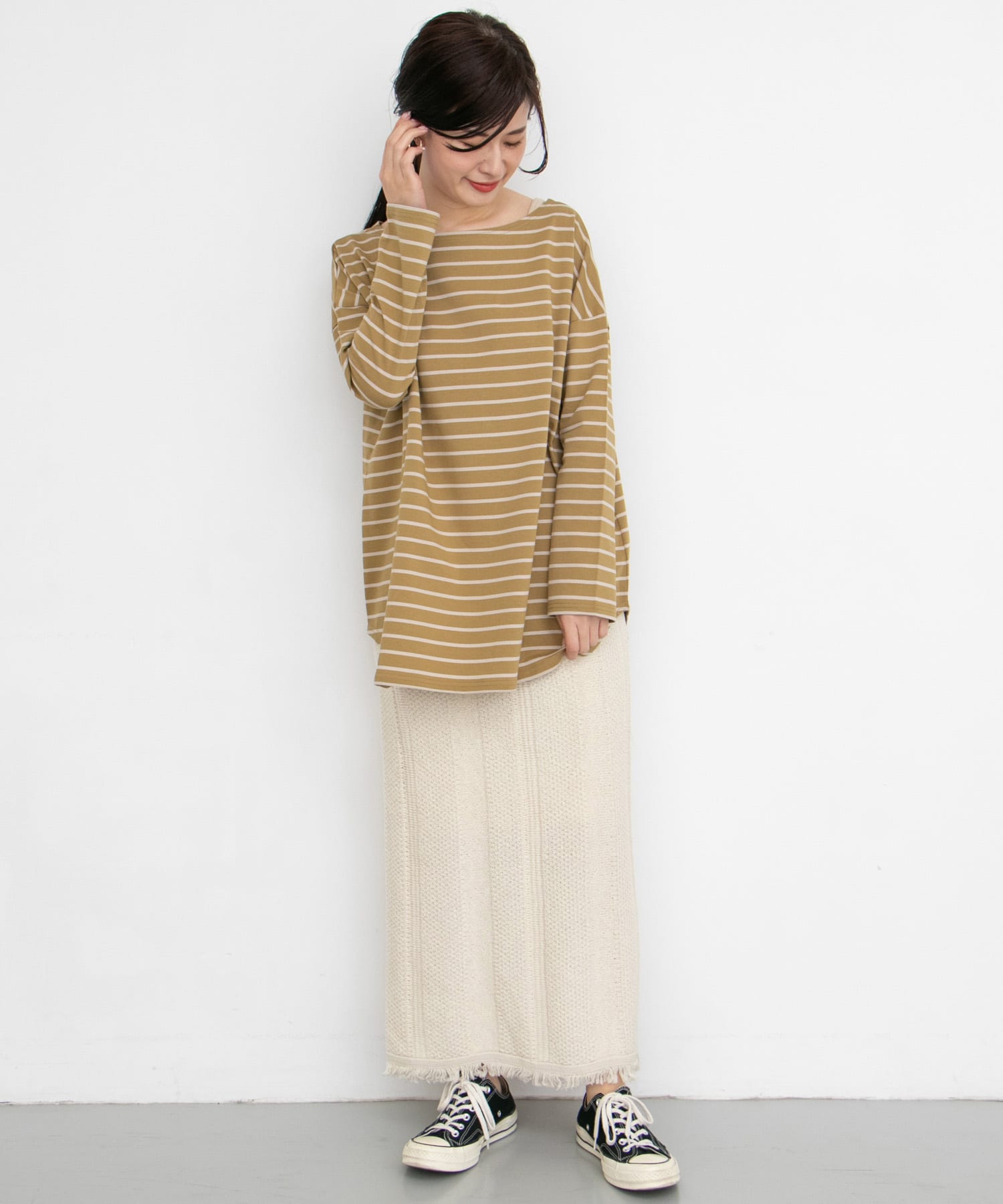 タイトフリンジニットスカート OFF one