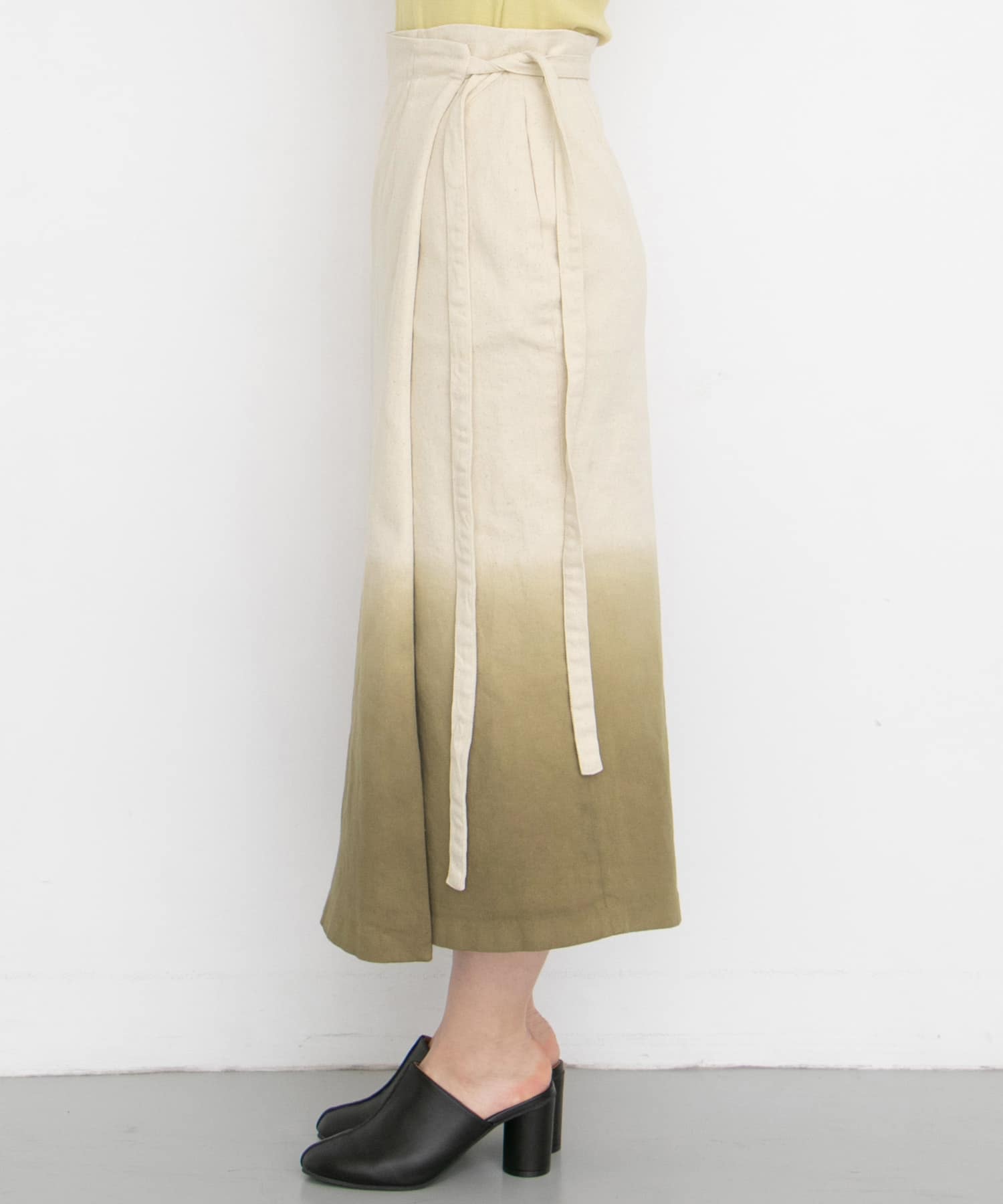 グラデーションディップダイスカート∴ KHAKI one