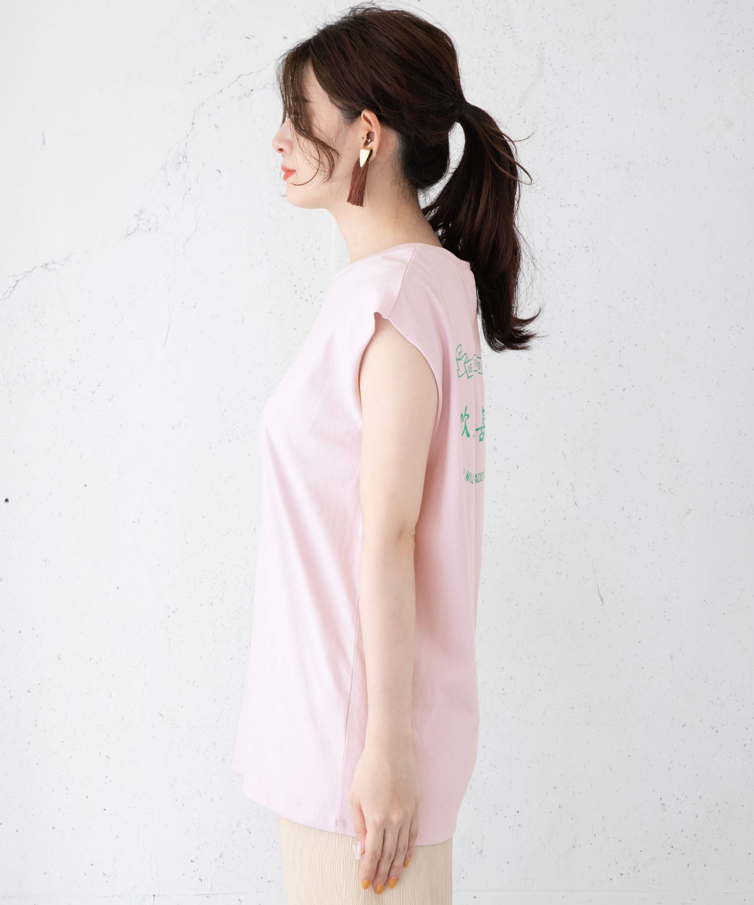 チャイニーズプリントTシャツ∴ PINK one