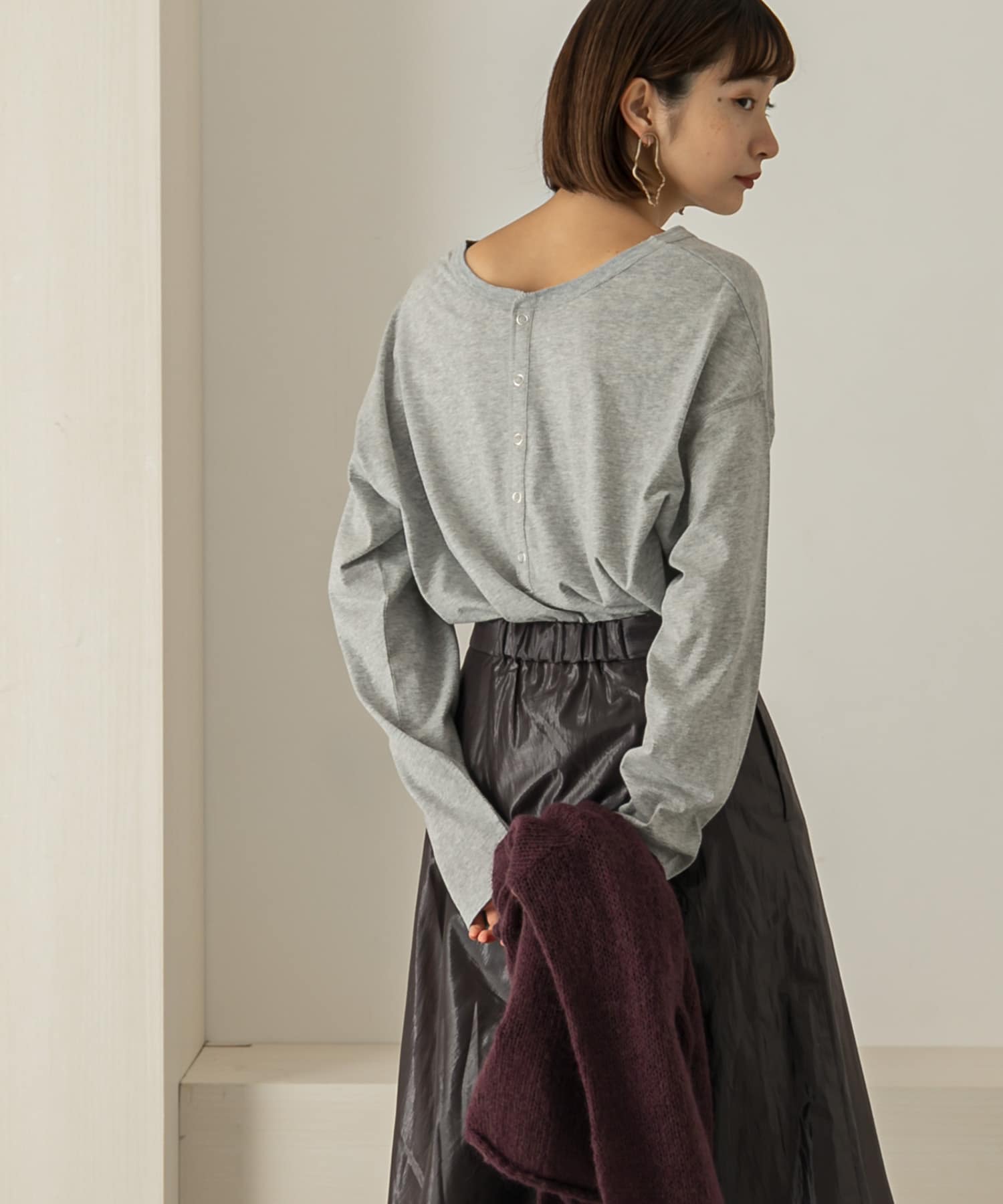 バックヘンリーオーバーサイズTシャツ T.GRAY one