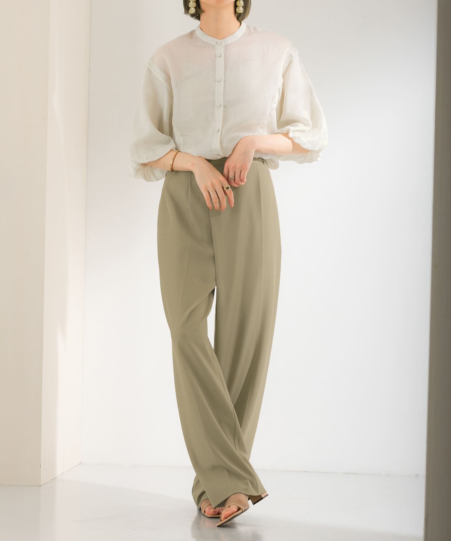 KHAKI