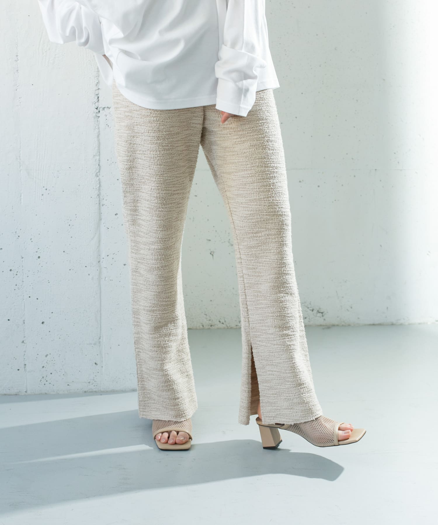 カットツイードフレアパンツ GREIGE one