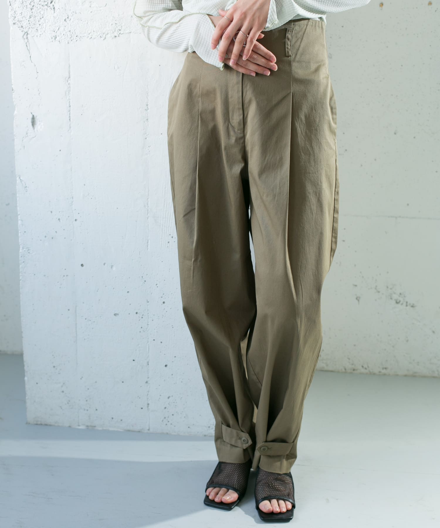 身長：160cm サイズ：36