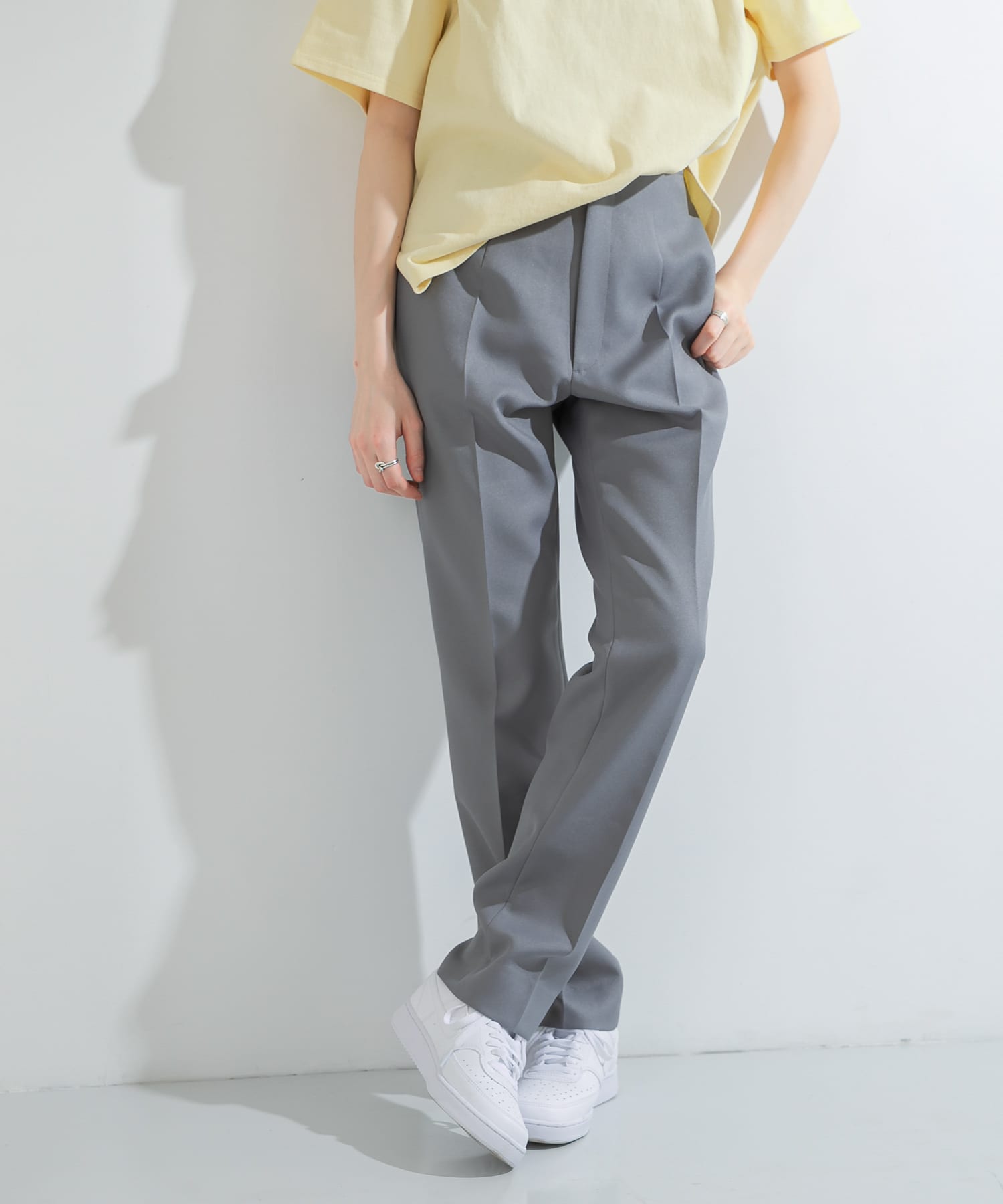 ツイルテーパードパンツ