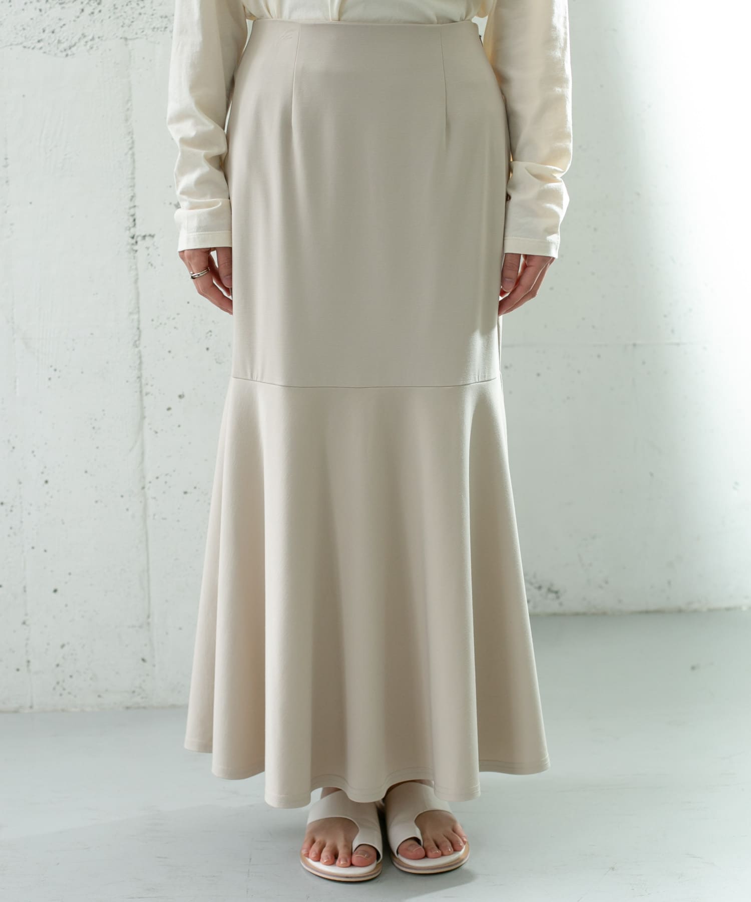 マーメイドラインカットスカート L.BEIGE one