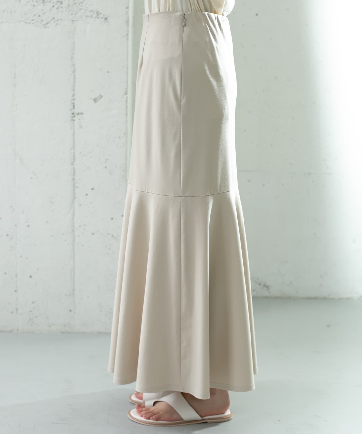マーメイドラインカットスカート L.BEIGE one
