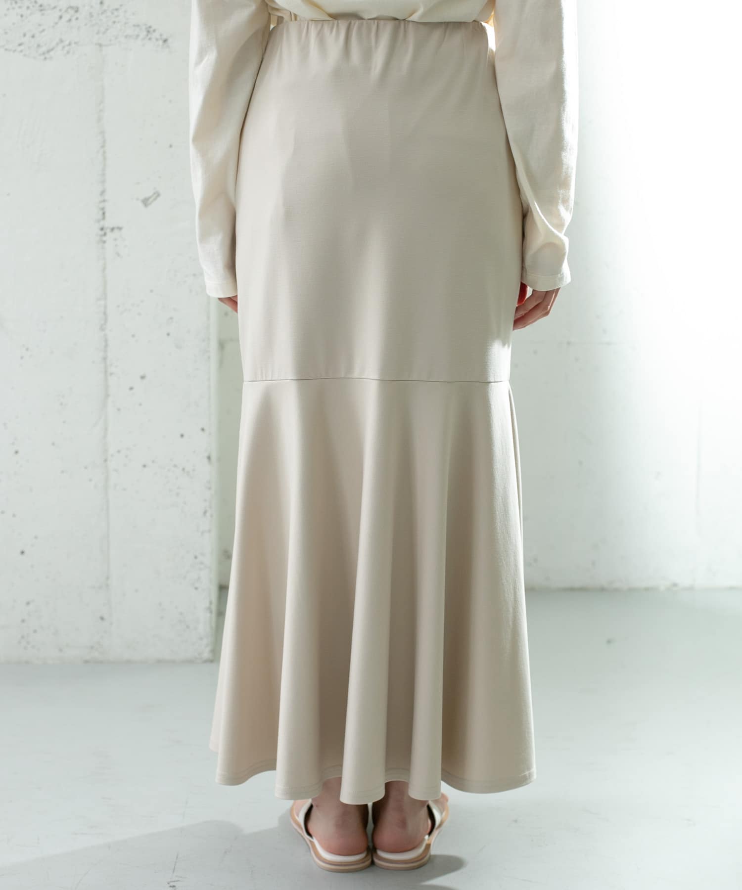 マーメイドラインカットスカート L.BEIGE one