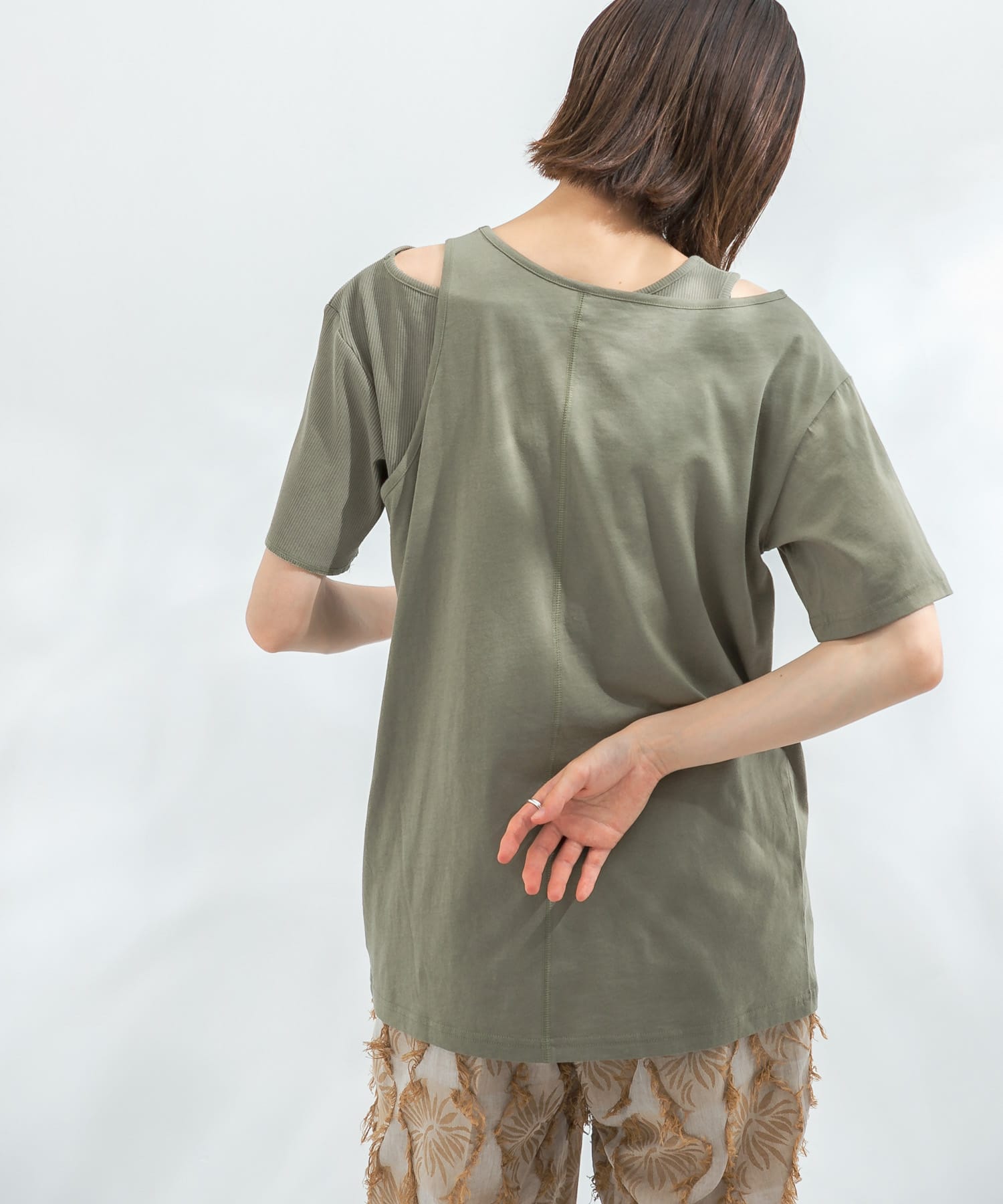 KHAKI