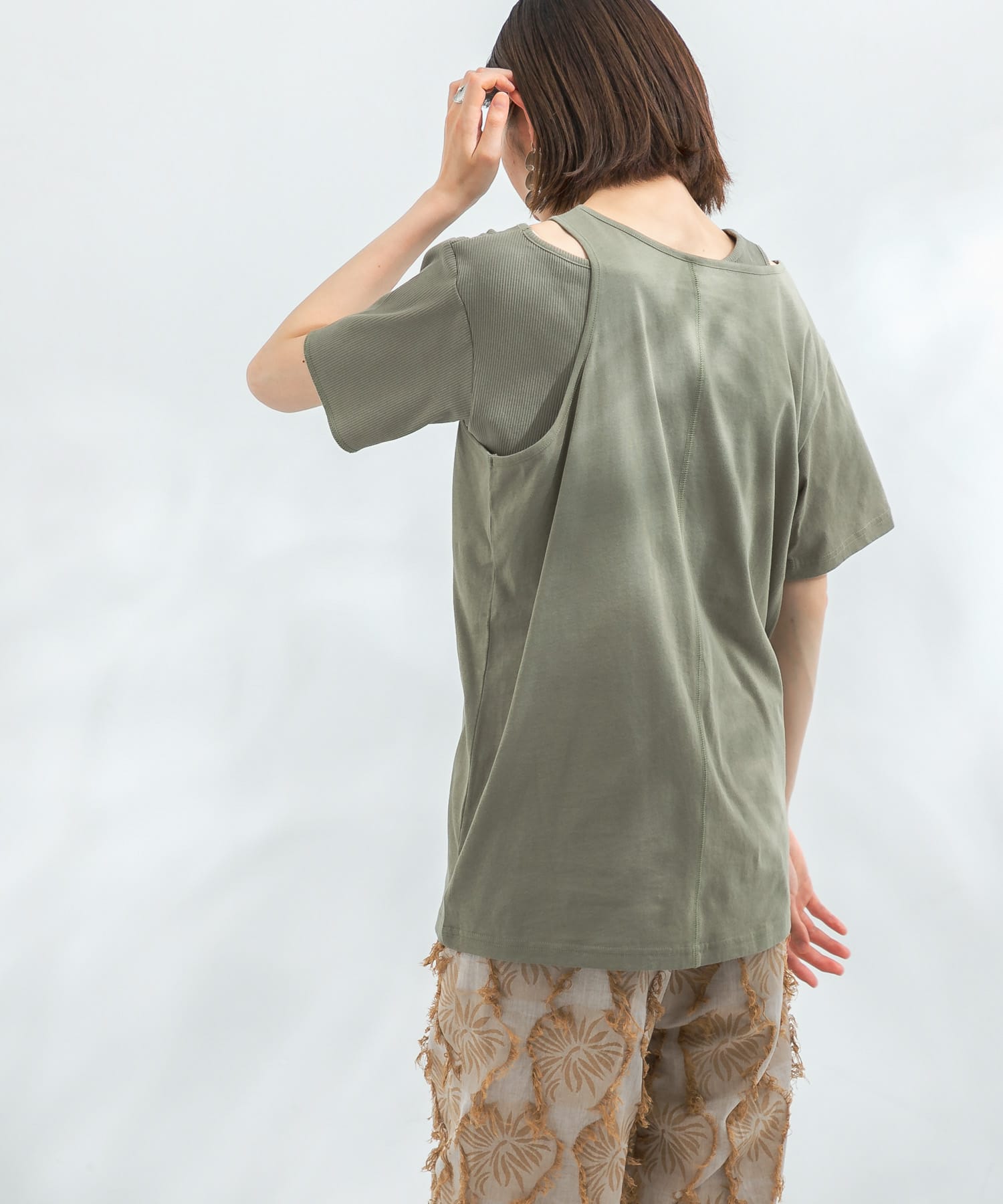 KHAKI