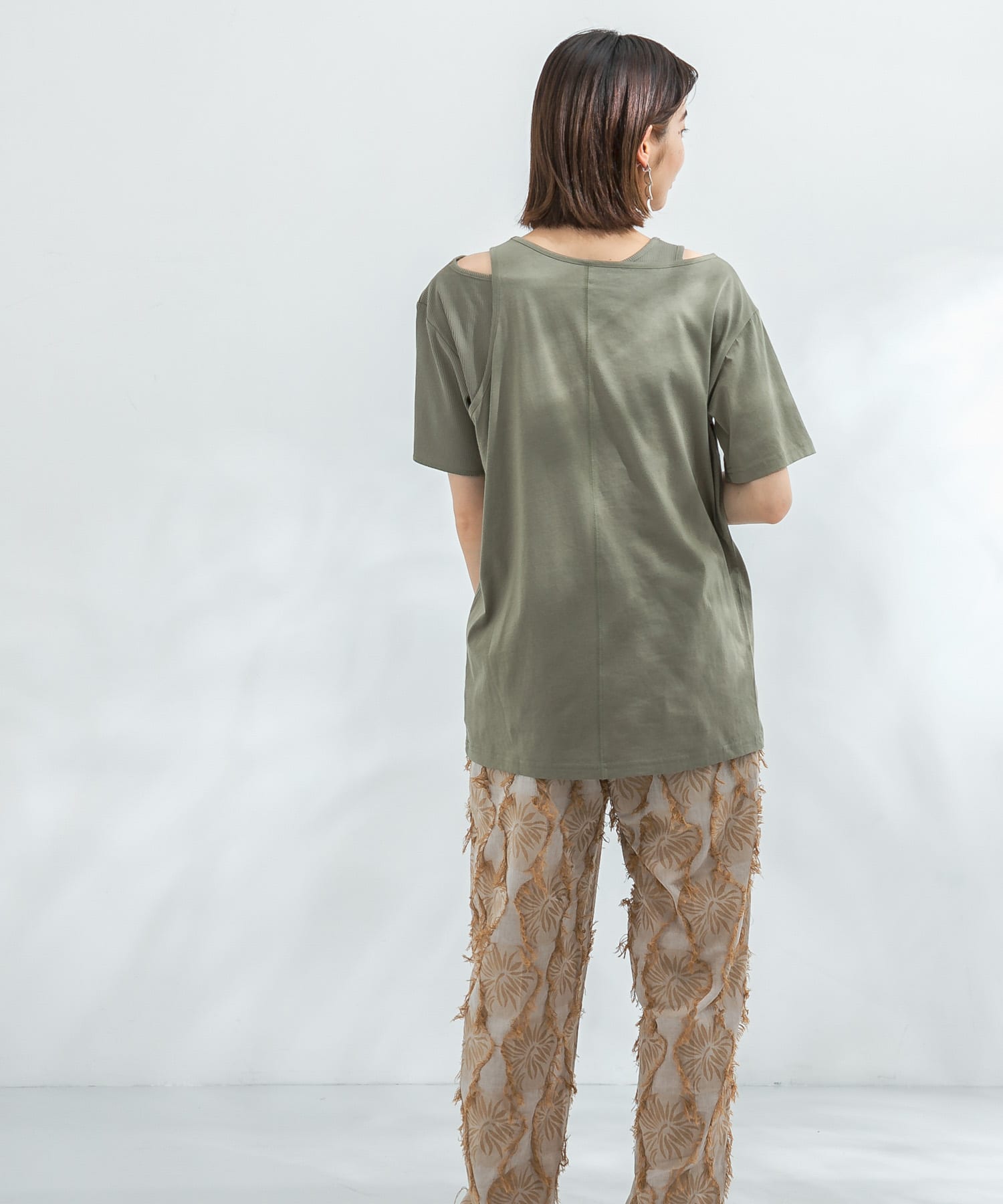 KHAKI