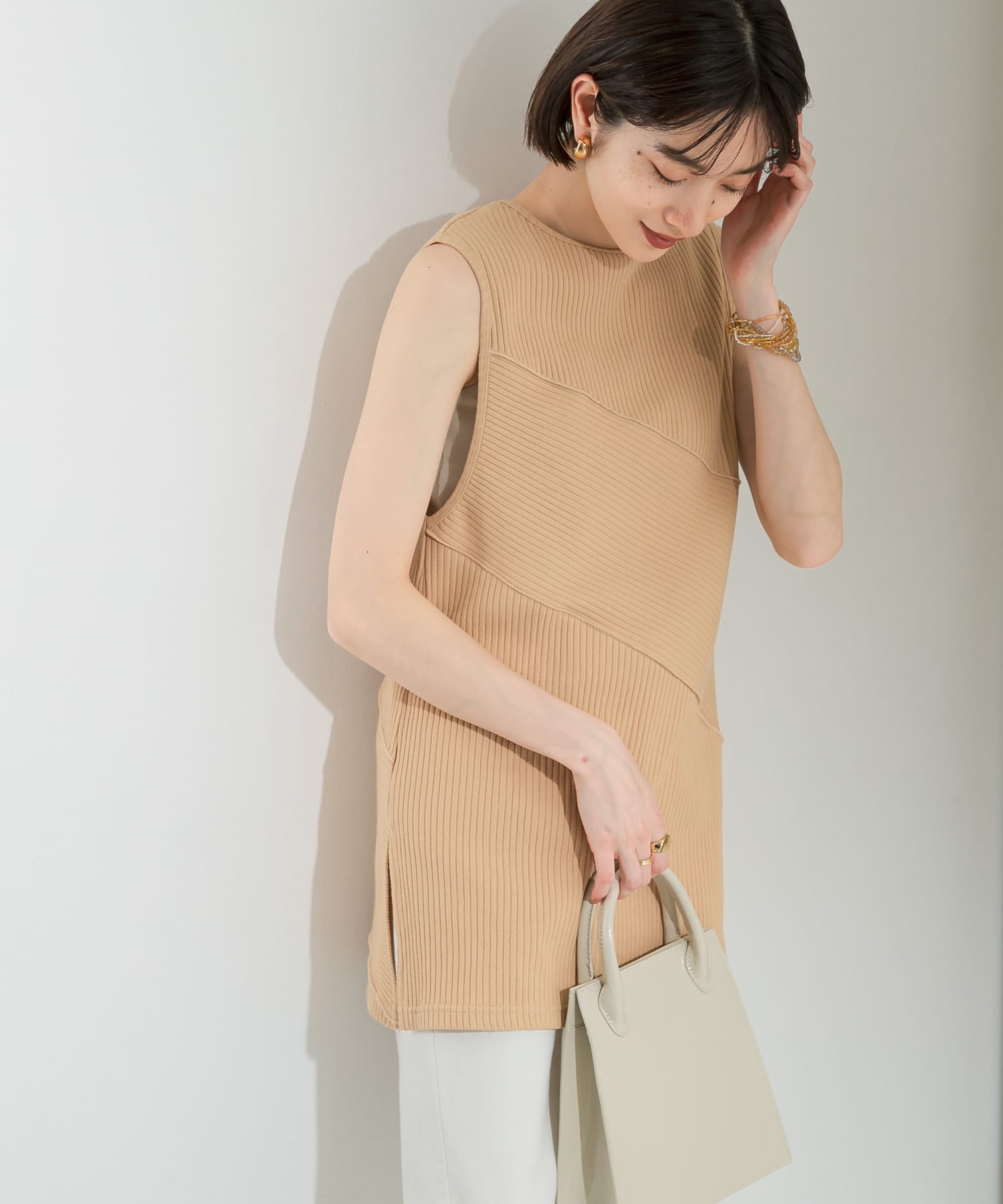BACKオープンメローリブタンクトップ BEIGE one