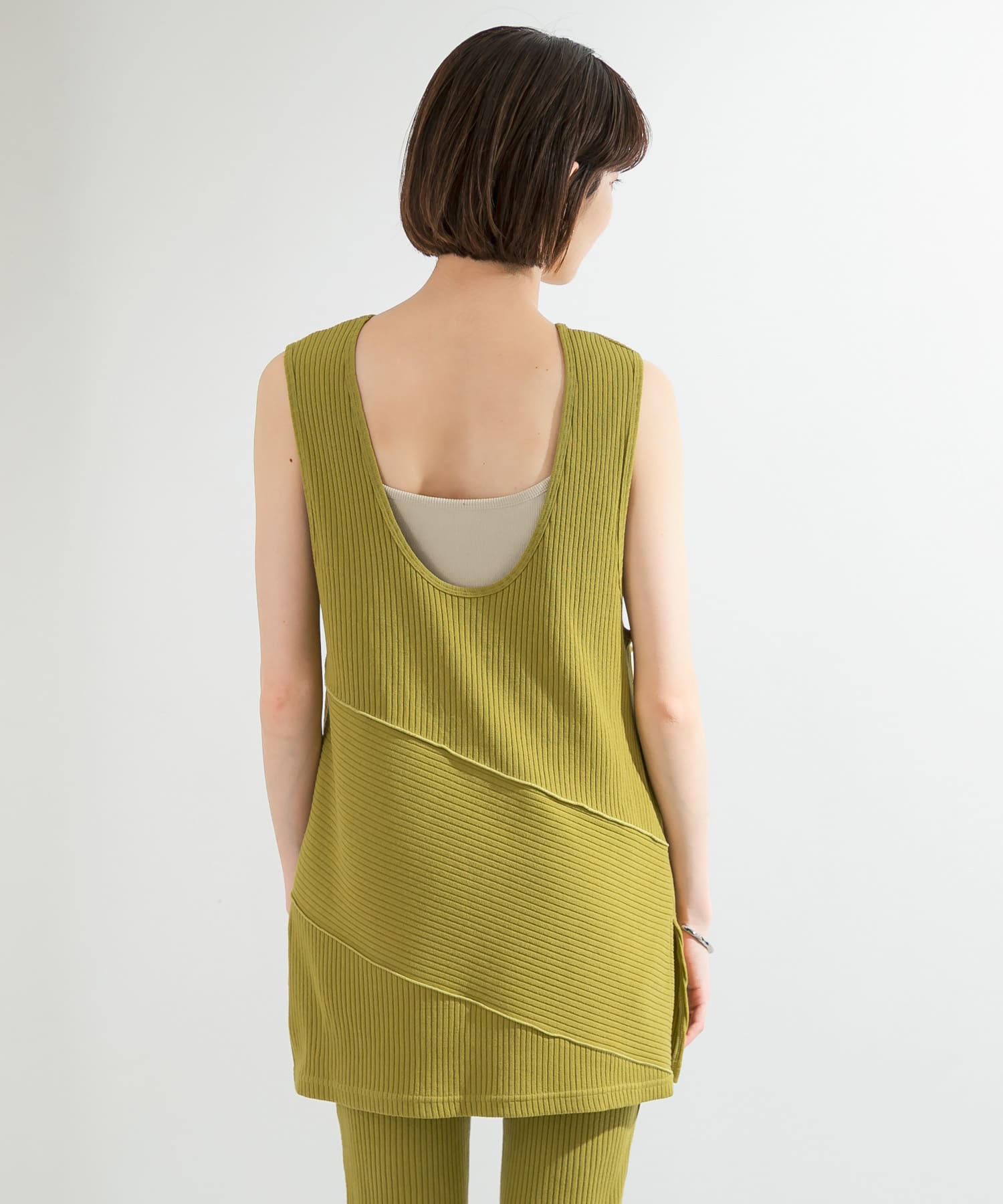 BACKオープンメローリブタンクトップ GREEN one