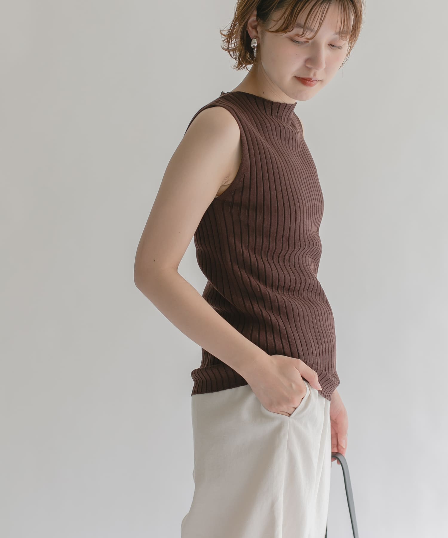 ボートネックRIBニットタンクトップ D.BROWN one