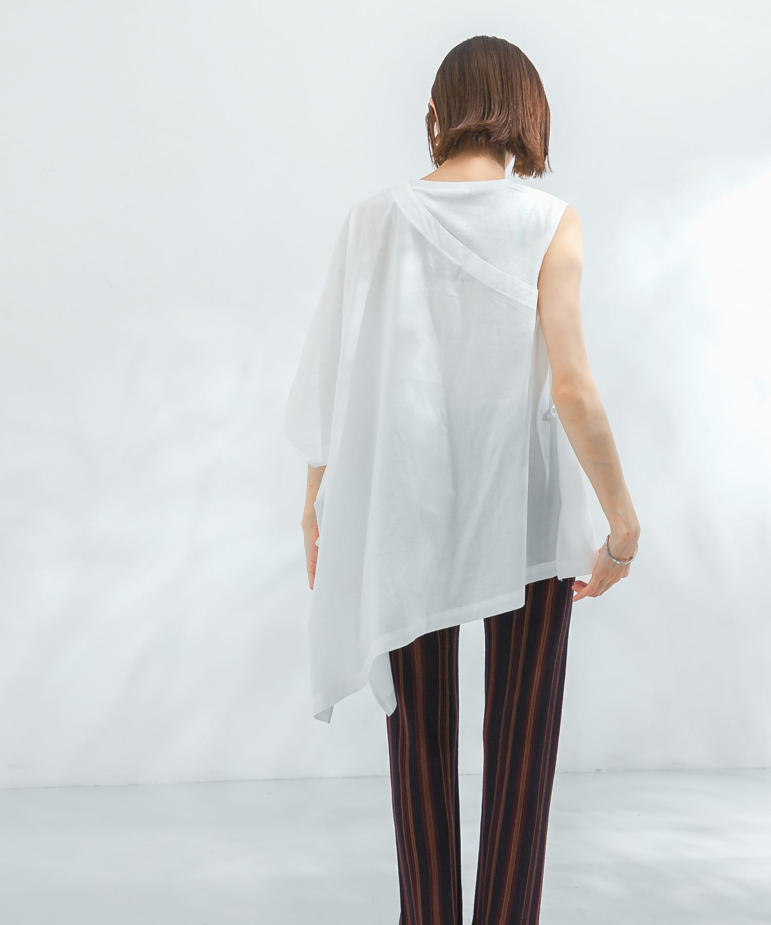 マントドッキングアシメブラウス OFF one