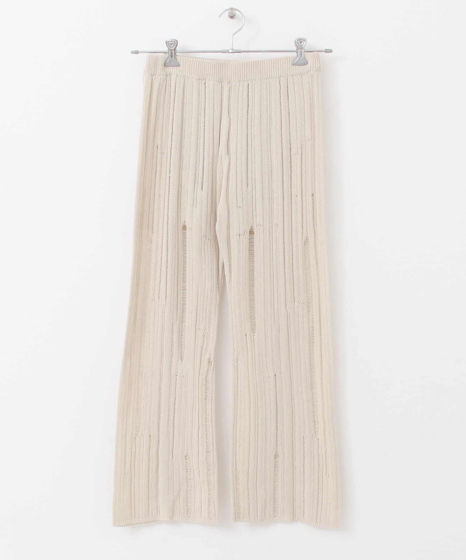 L.BEIGE