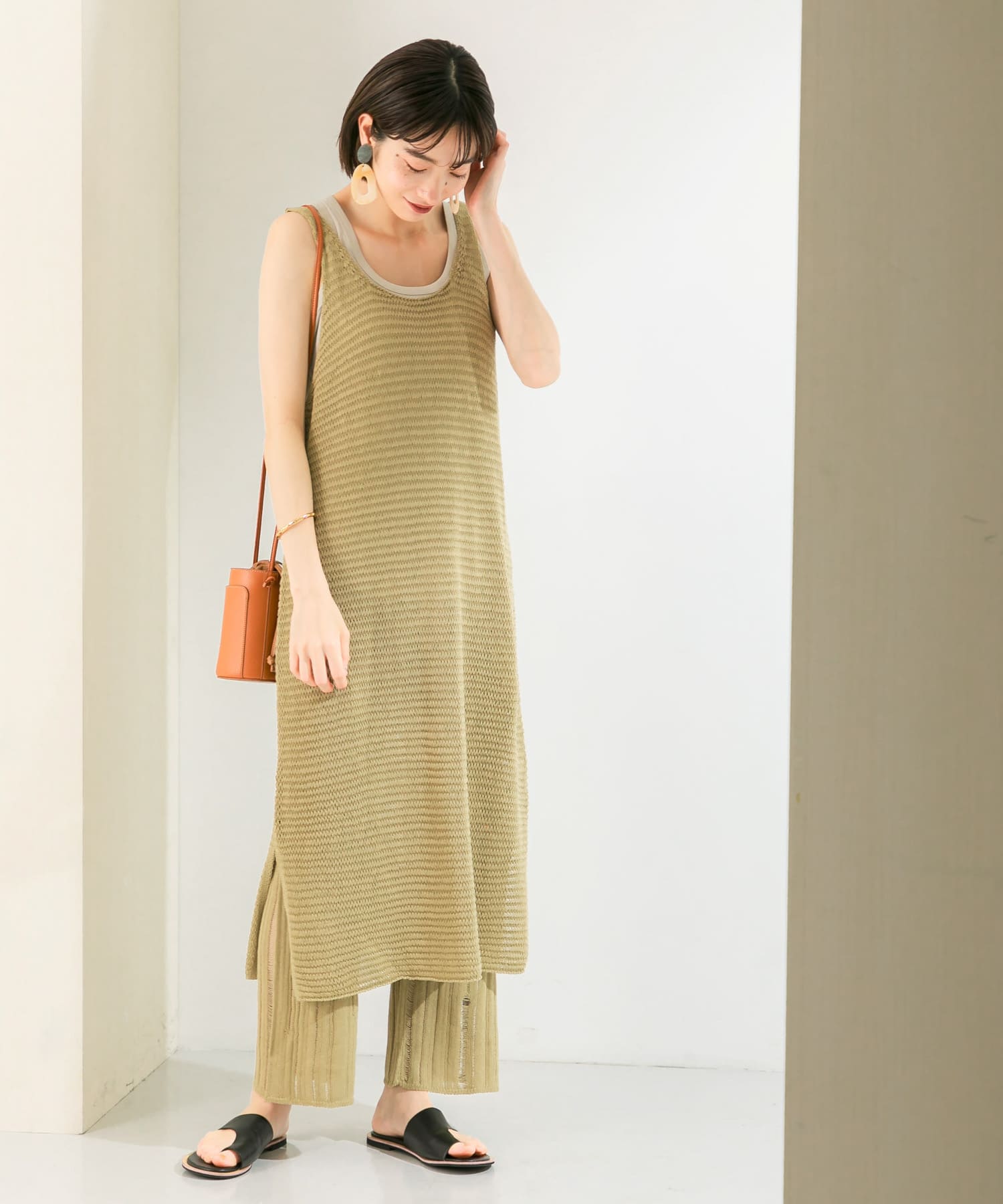 針抜きニットパンツ L.KHAKI one