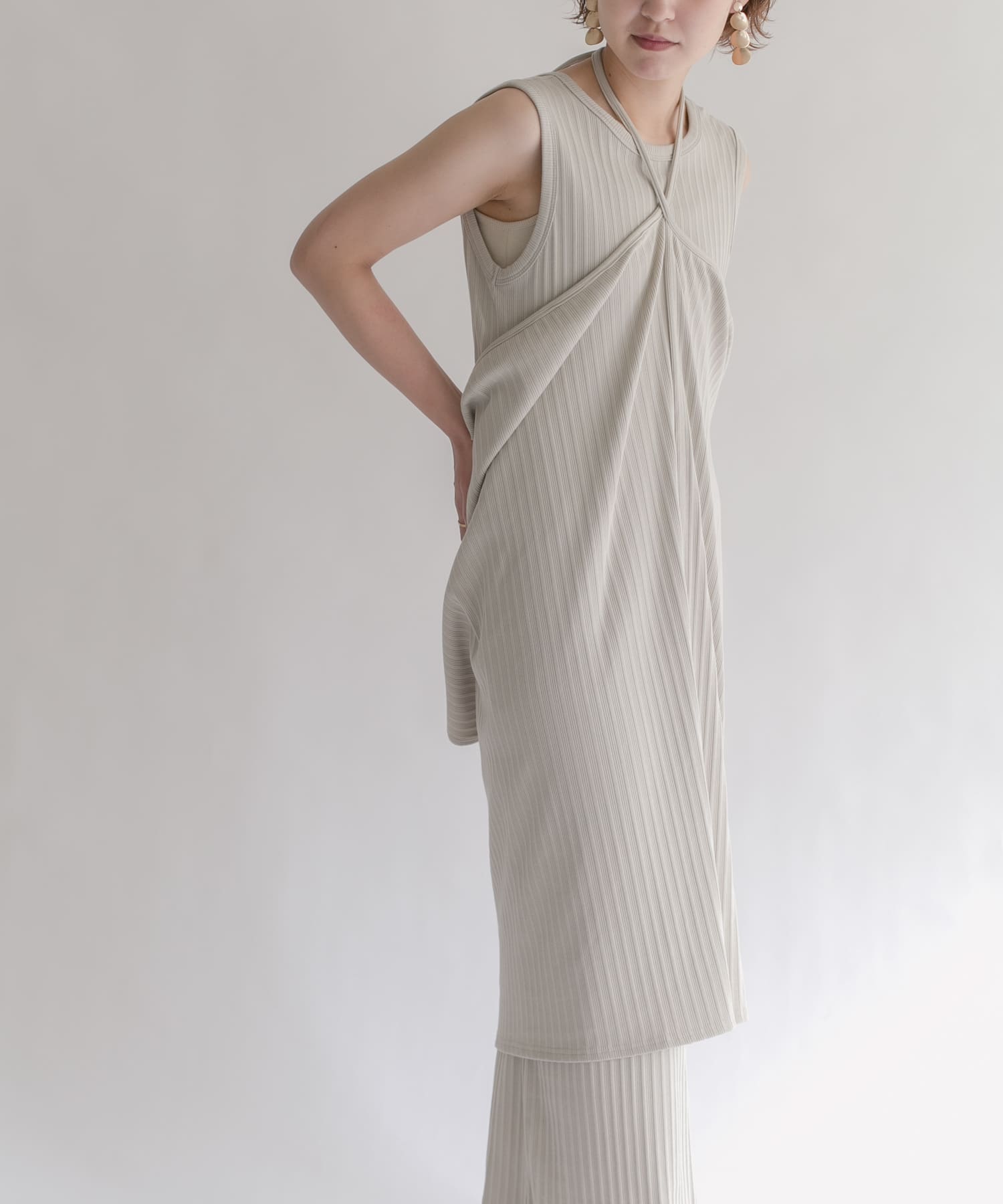 マルチウェイランダムリブセットワンピース BEIGE one