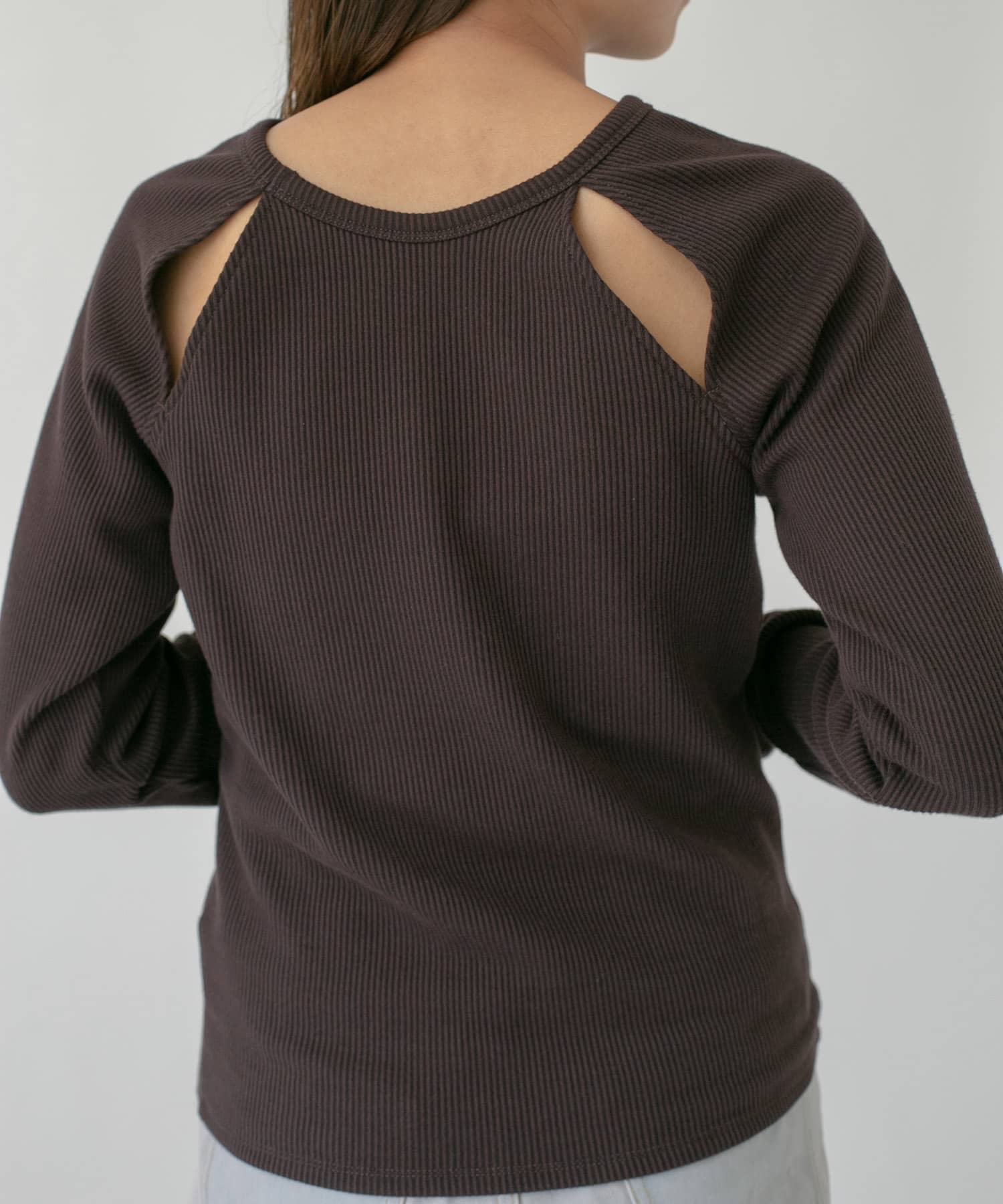 ラグランラインオープンカットソー D.BROWN one