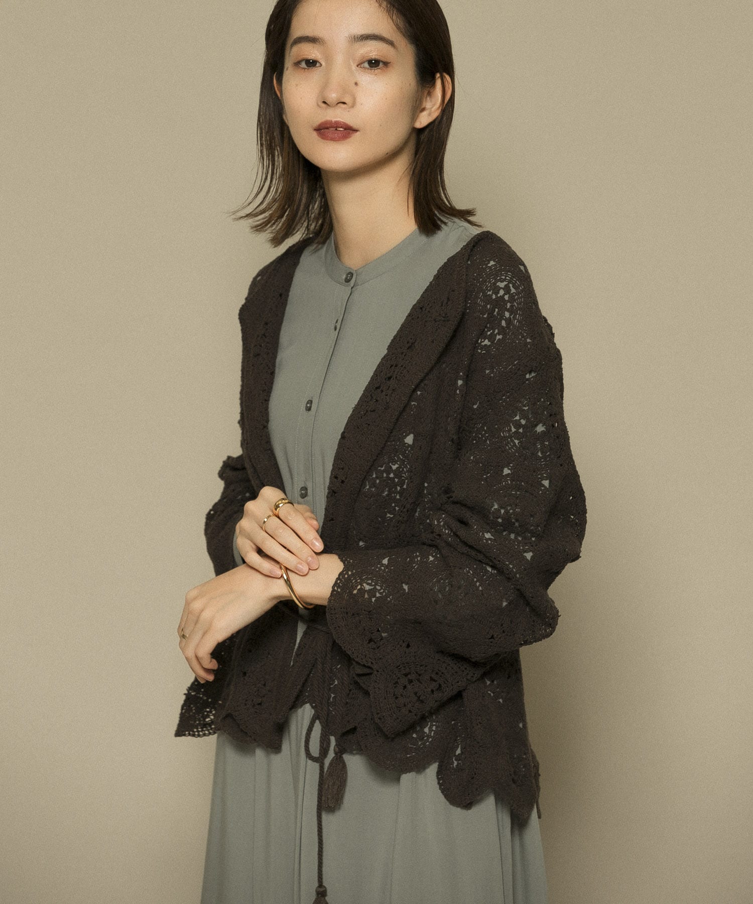 アイレットサークルレースカーディガン D.BROWN one