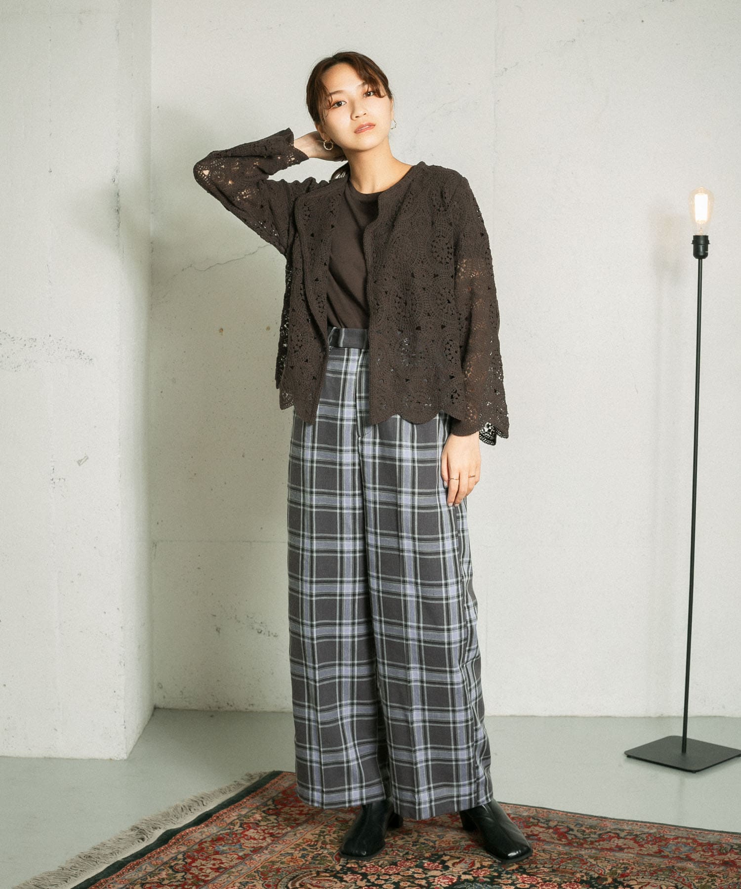 アイレットサークルレースカーディガン D.BROWN one