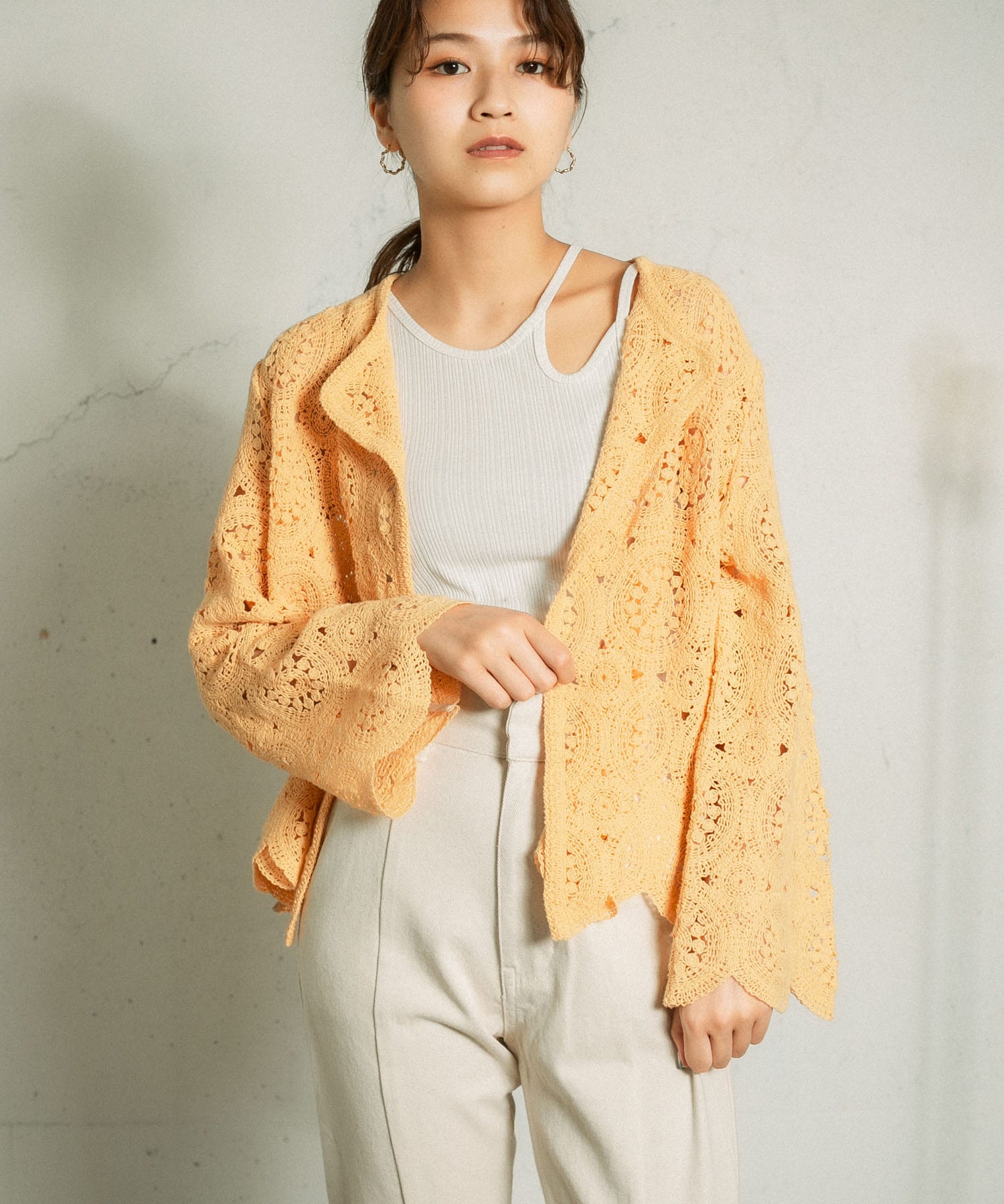 アイレットサークルレースカーディガン APRICOT one