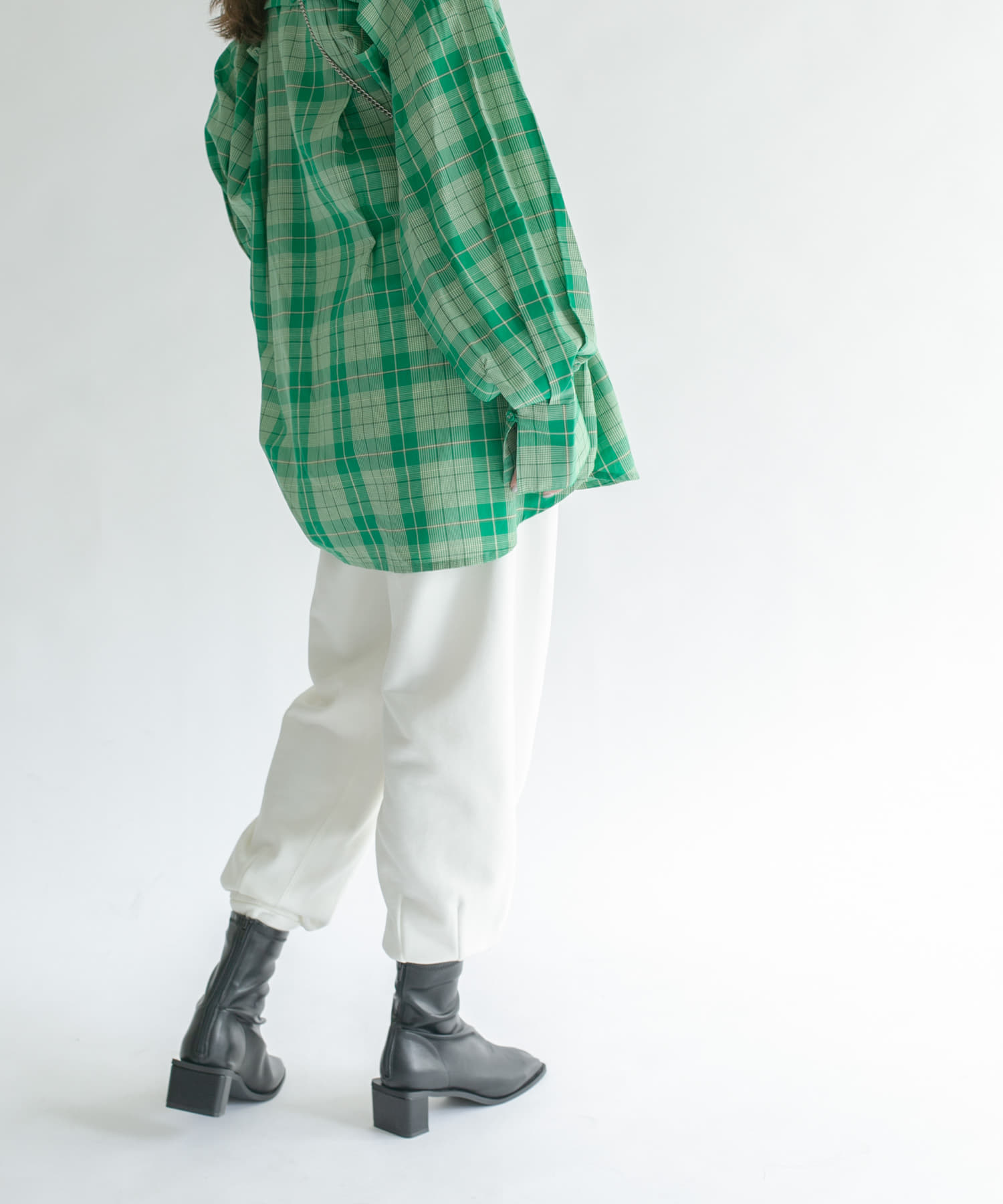身長：165cm サイズ：one
