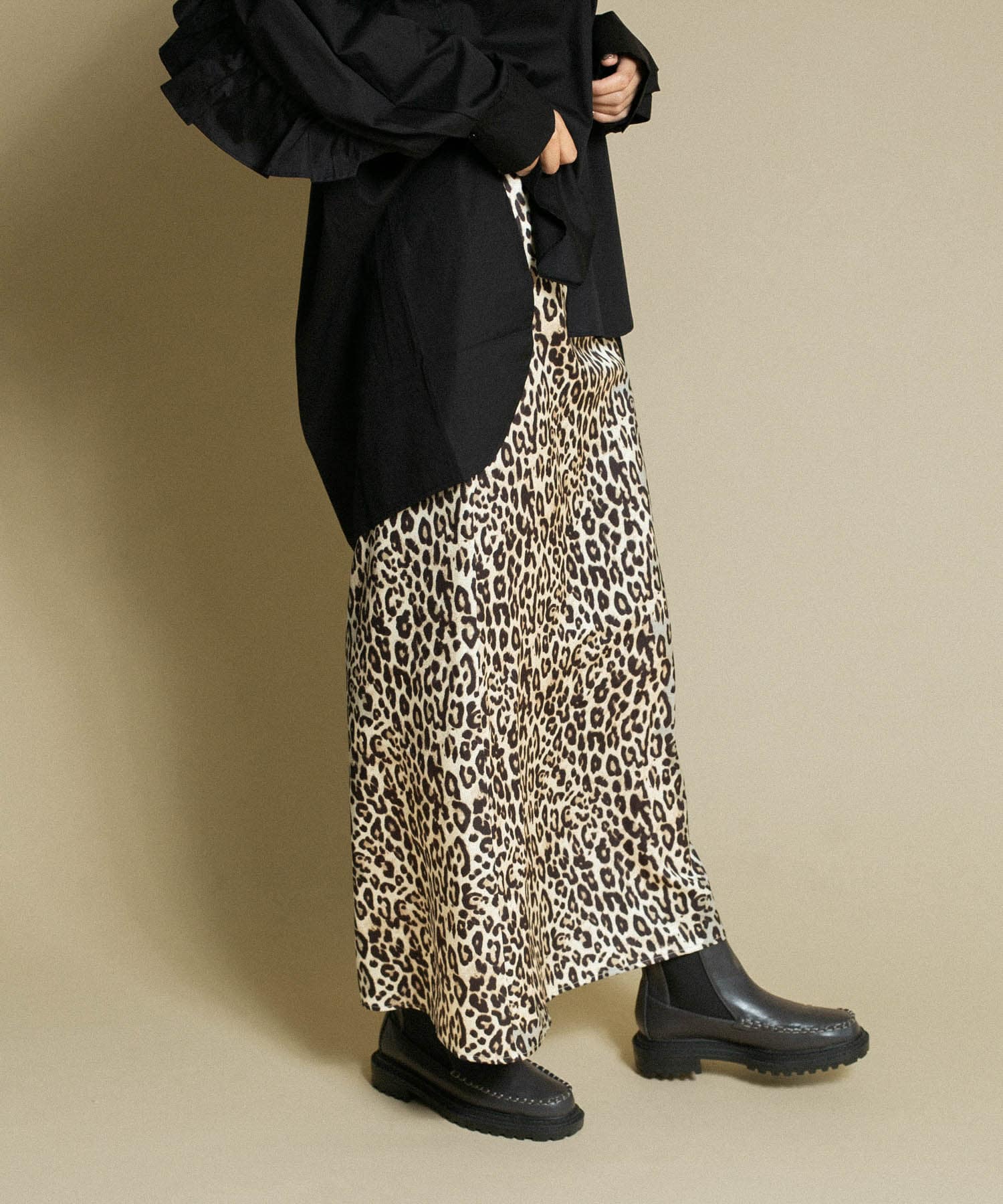 身長：165cm サイズ：one