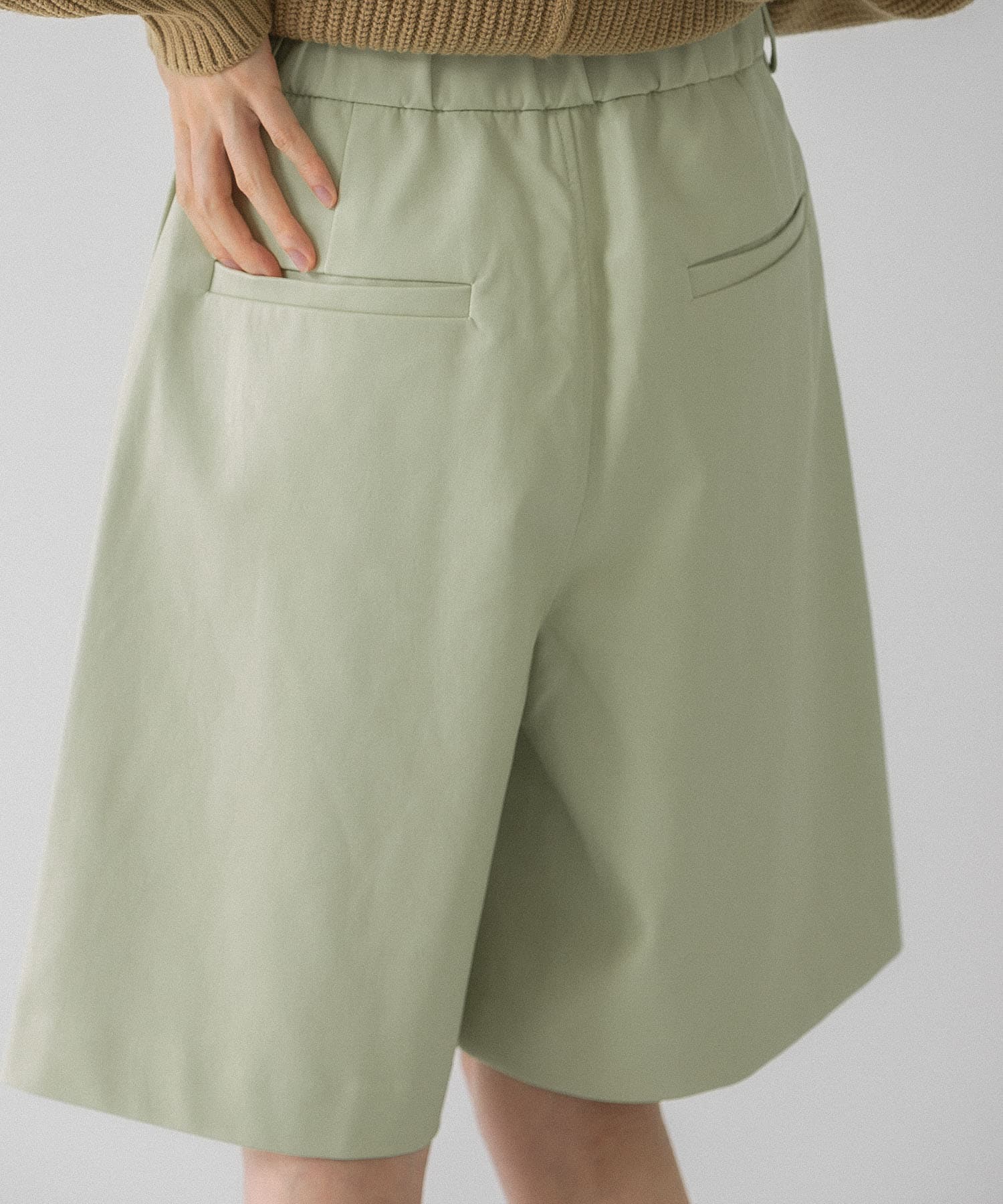 フェイクレザーショートパンツ PISTACHIO one