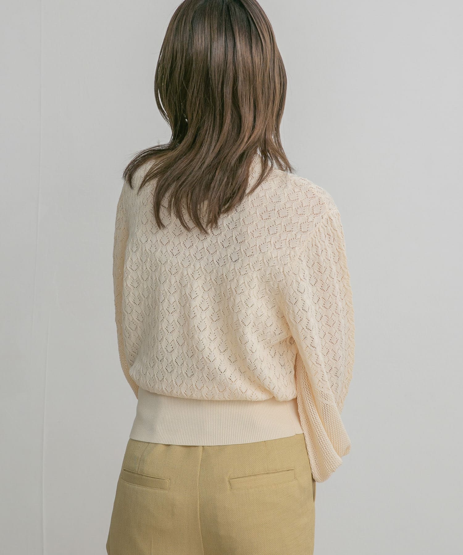 ボリュームスリーブパターン編みニット IVORY one