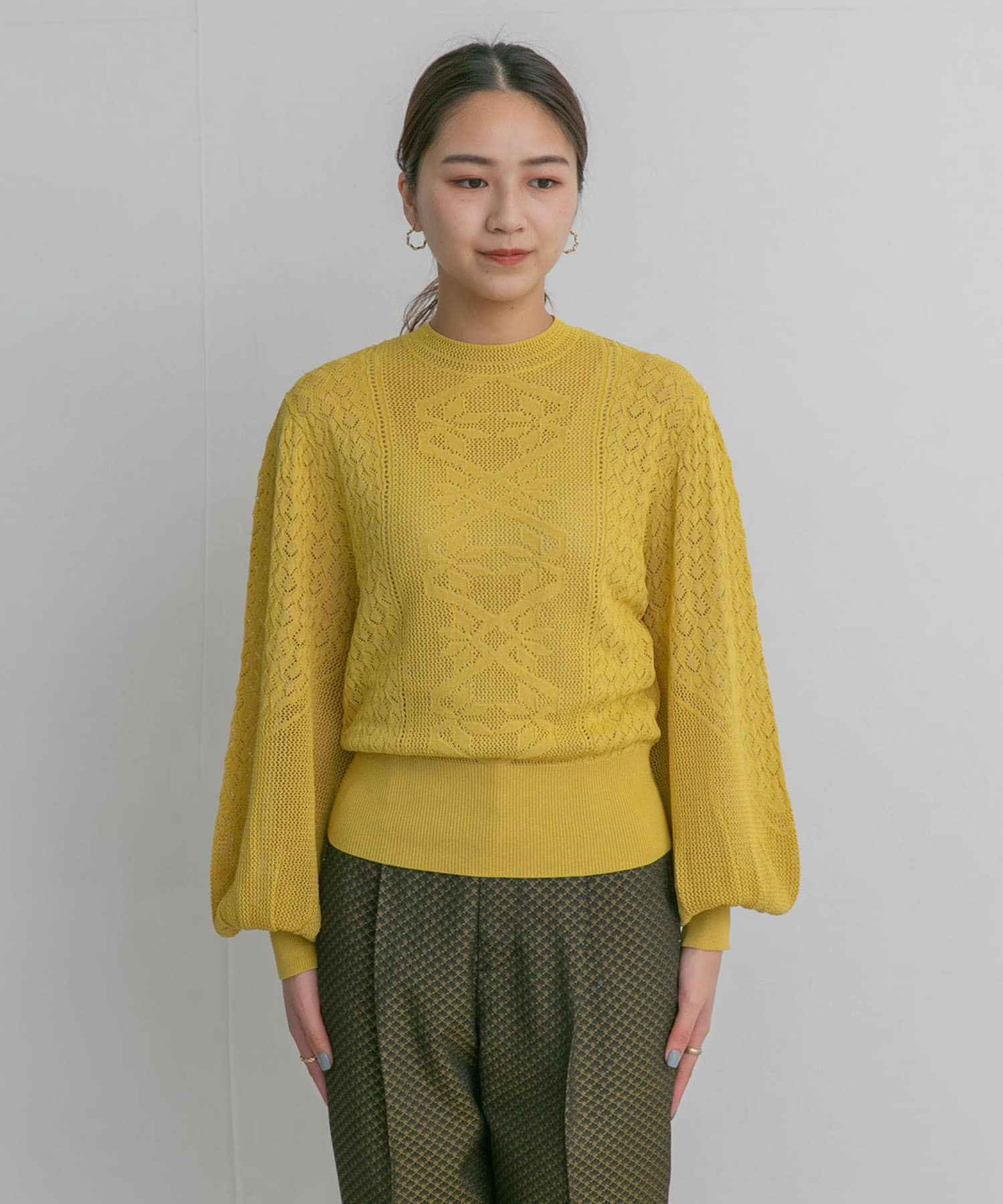 ボリュームスリーブパターン編みニット YELLOW one