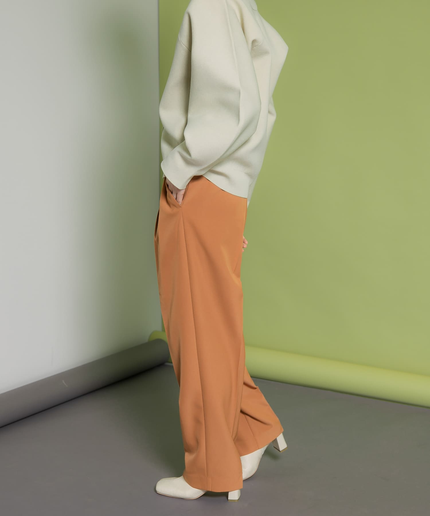 イージースラックス BROWN one