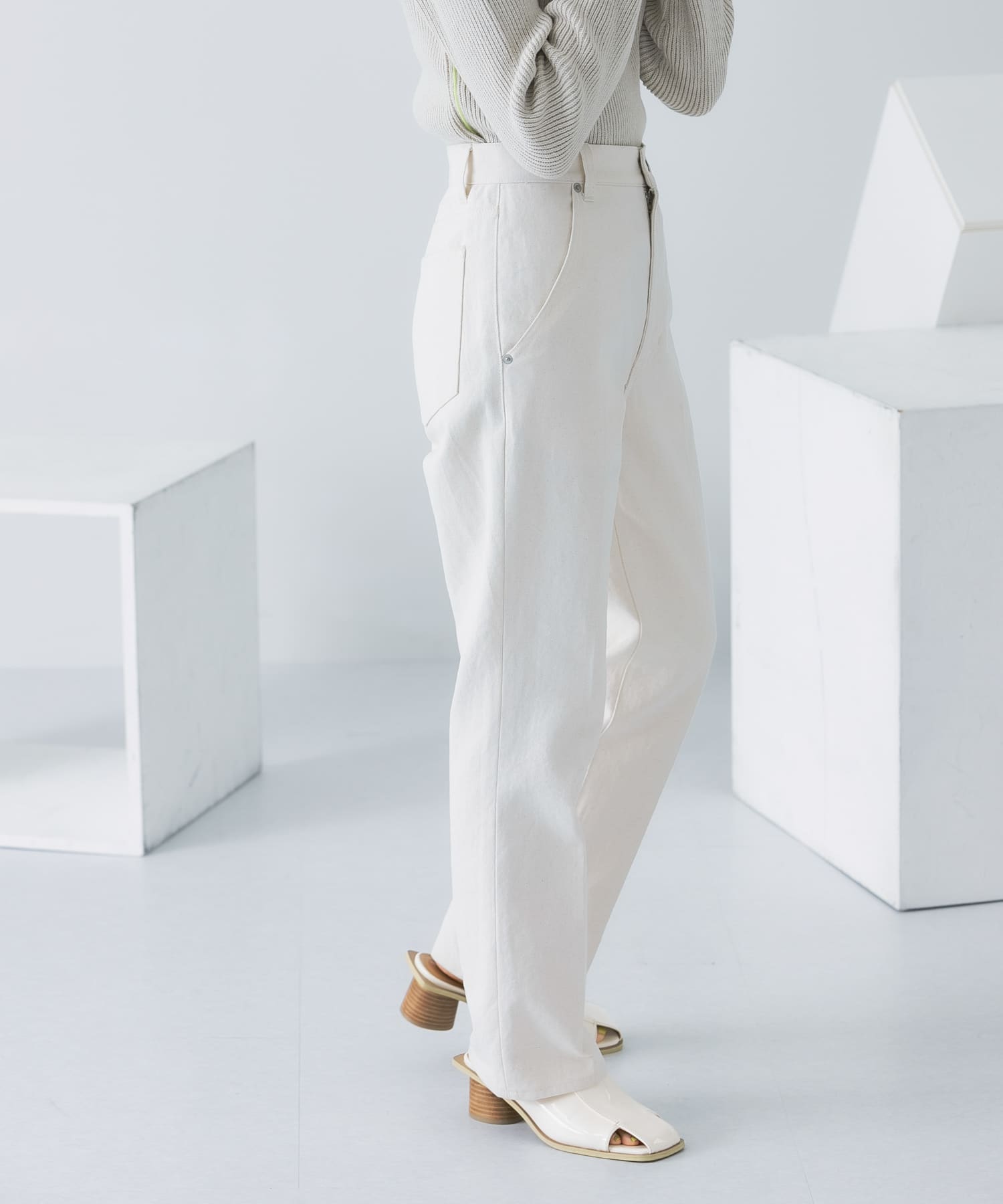 センタープレスストレートデニム NATURAL 36