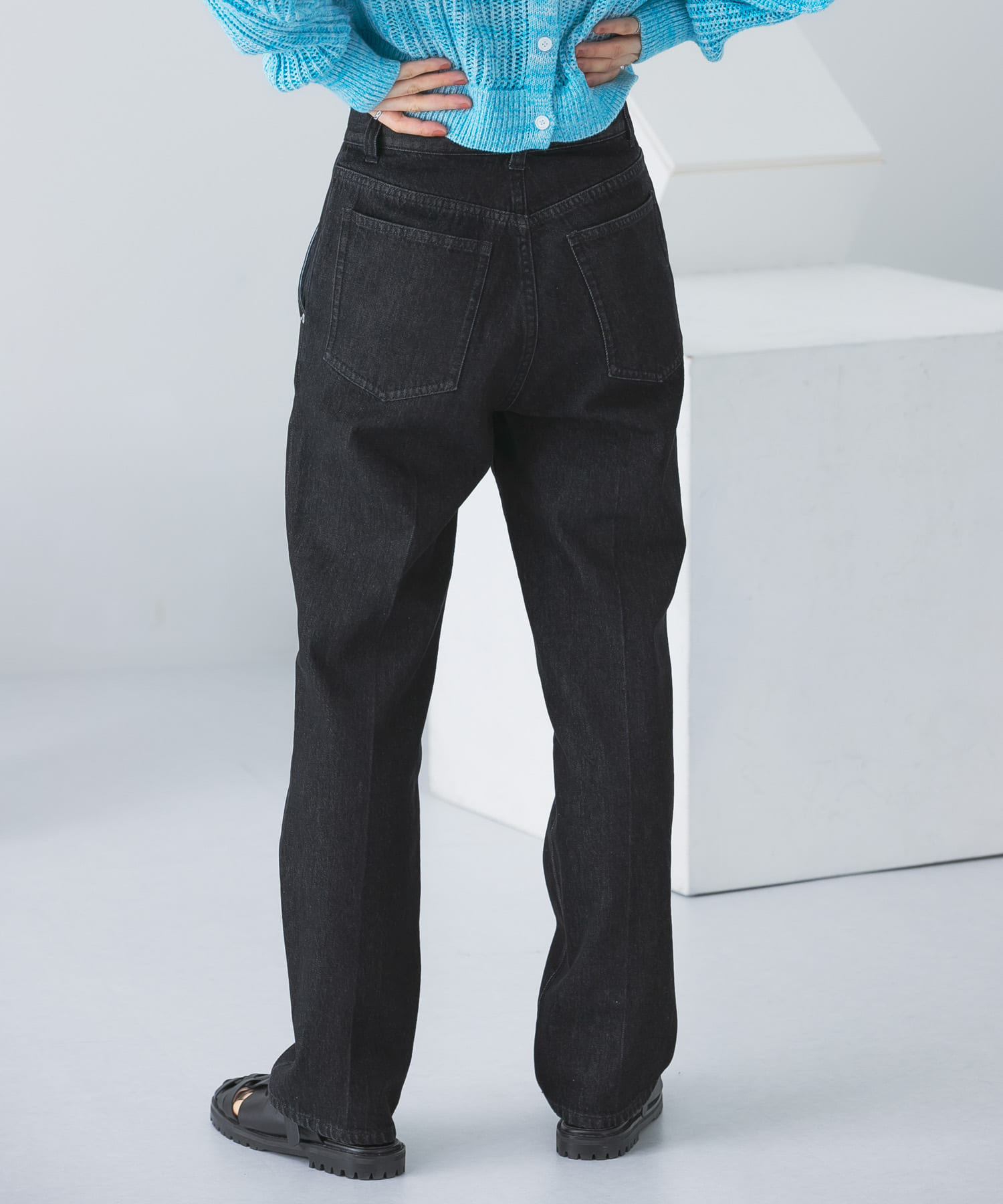 センタープレスストレートデニム BLACK 36