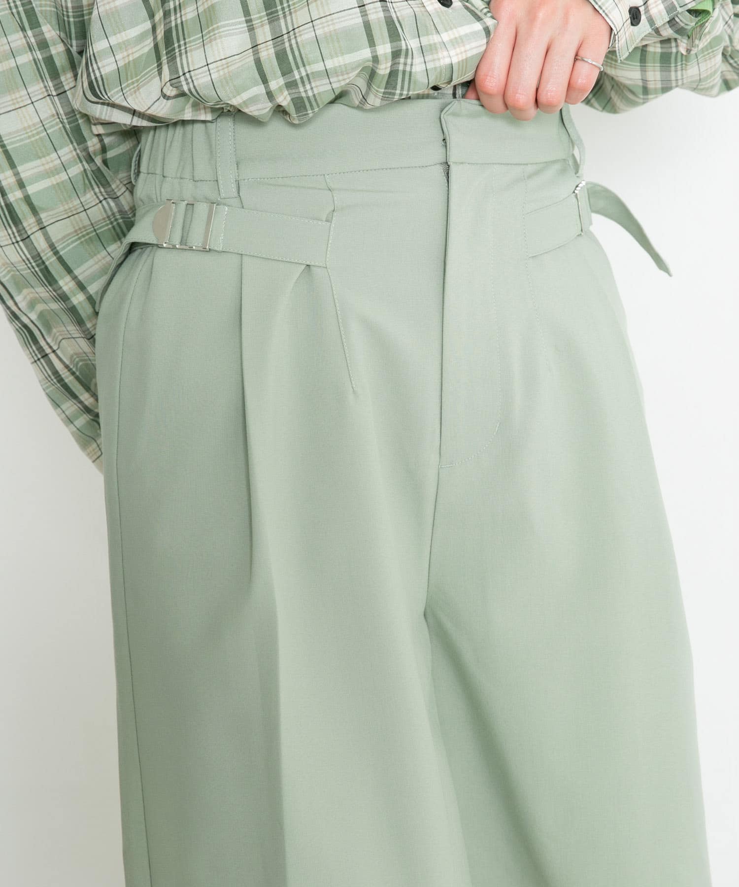 MOSS GREEN