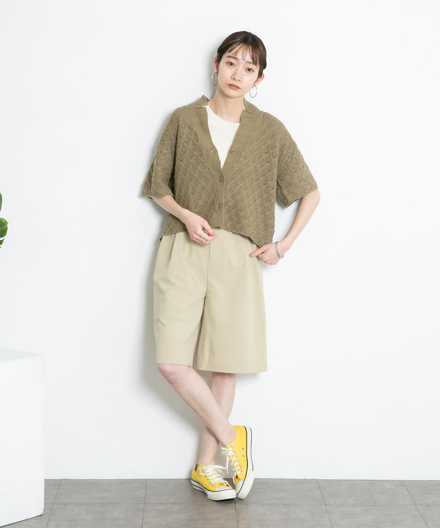 透かし編みオープンカラーニット KHAKI one