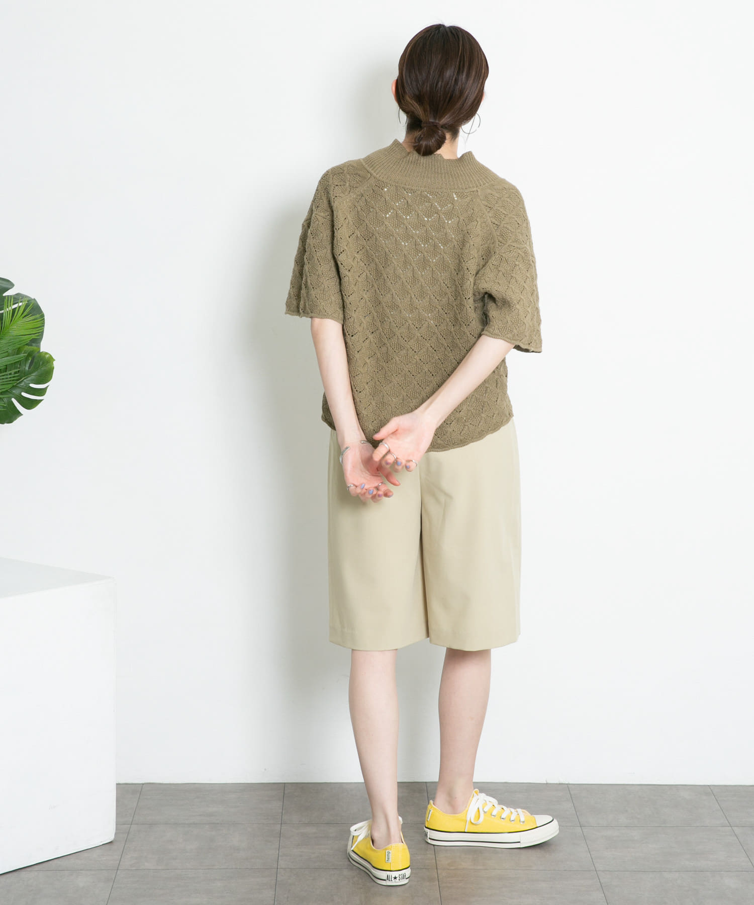 透かし編みオープンカラーニット KHAKI one